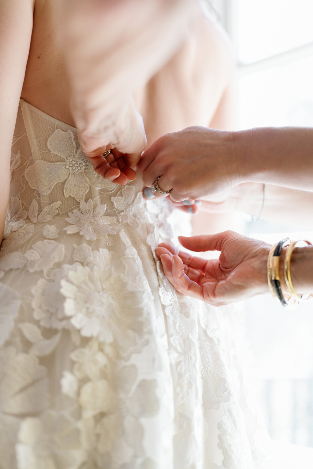 Aspen-Avenue-The-Berlez-Chicago-Wedding-Photographer-Clementine-Custom-Events-Racquet-Club-of-Chicago-Avant-Gardenia-Posh-Production-Cagen-Orchestra-Nika-Vaughan-BBJ-La-Tavola -Vogue-Editorial-High-Fashion-Fine-Art-Luxury-Journalism-39