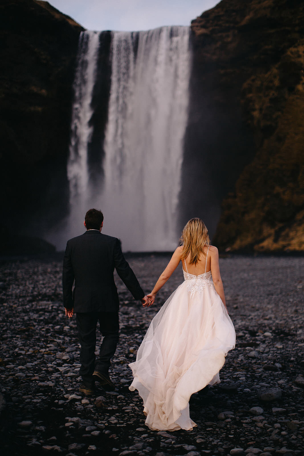 Icelandic+Iceland+Elopement+Wedding+Elope+Photographer+Eloping+Reykjavík+Vik+Black+Sand+Beach+Jökulsárlón+Skogafoss+Waterfall+Vestrahorn+Mountain+Liz+Osban+Photography+Destination+98