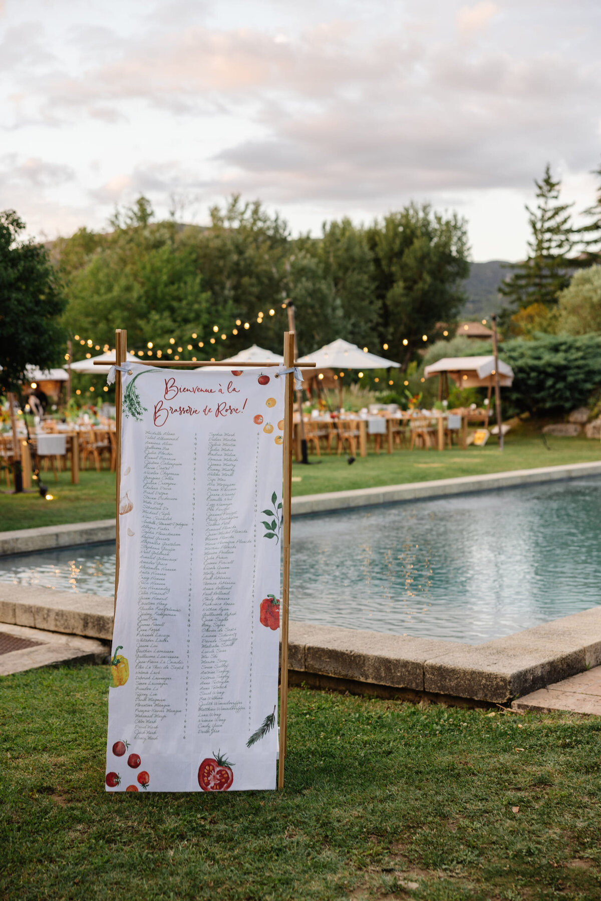 Illustrated-fabric-printed-seating-plan