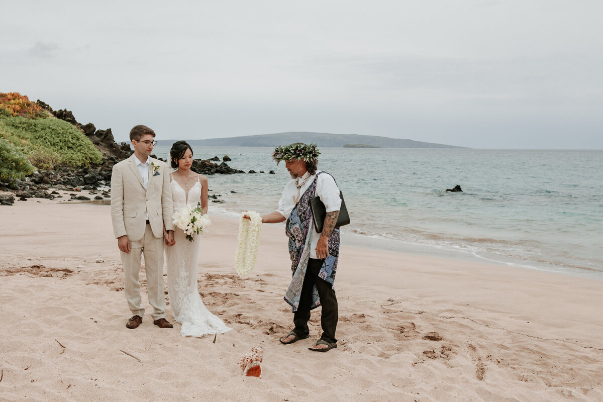get leid in maui 