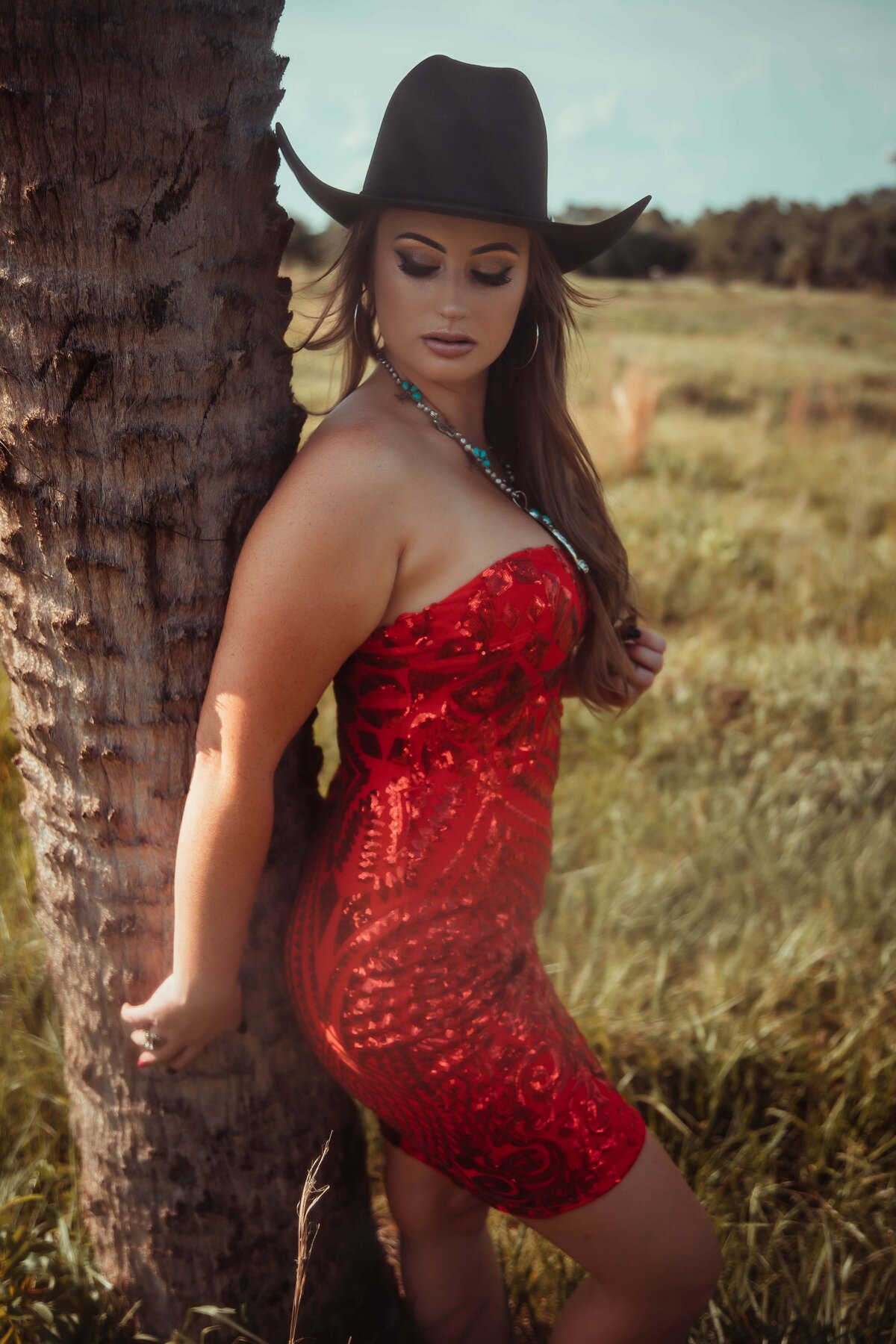 outdoor boudoir photography - lynn dee photography