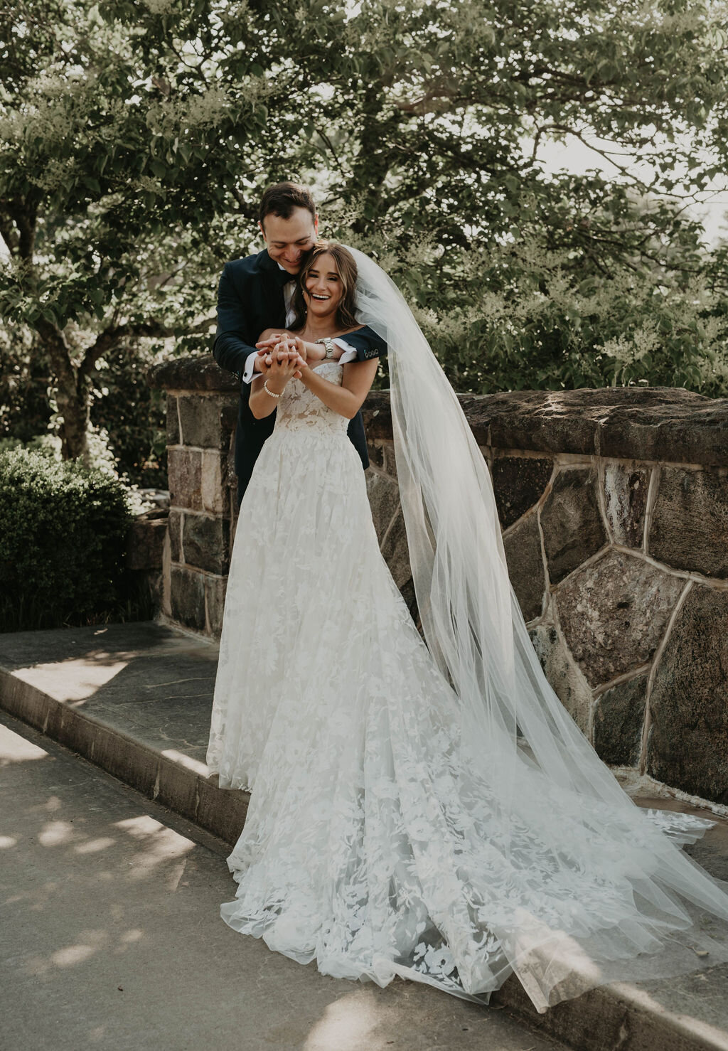 brooklake-outside-bride-groom