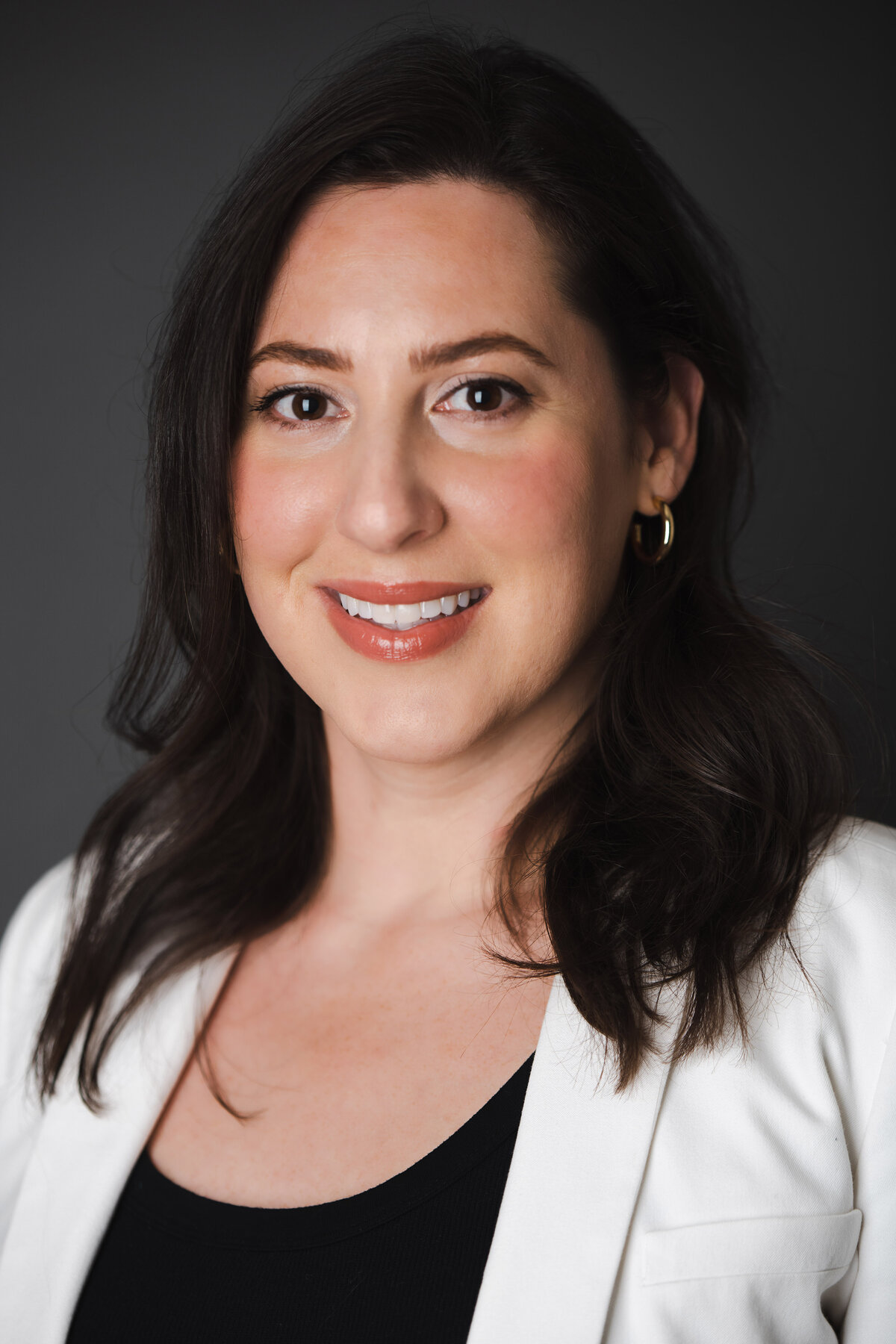 Enhance your personal brand with a modern, high-quality headshot at Nicole Mele Photography | The Studio in North Haven, CT. Perfect for business professionals, LinkedIn profiles, entrepreneurs, and corporate branding. Book your session today to make a lasting first impression!