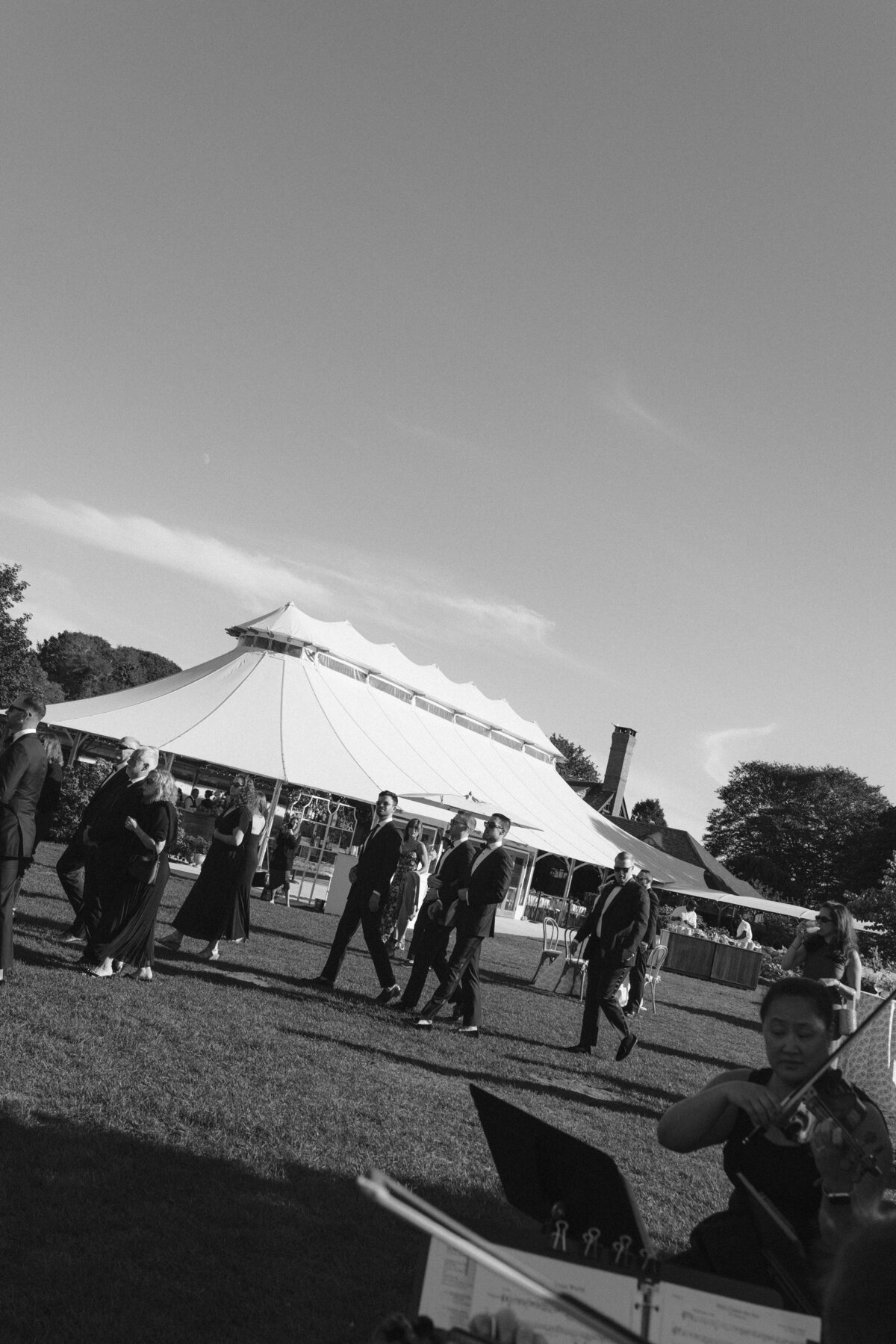 250830JENMAT_adv0144