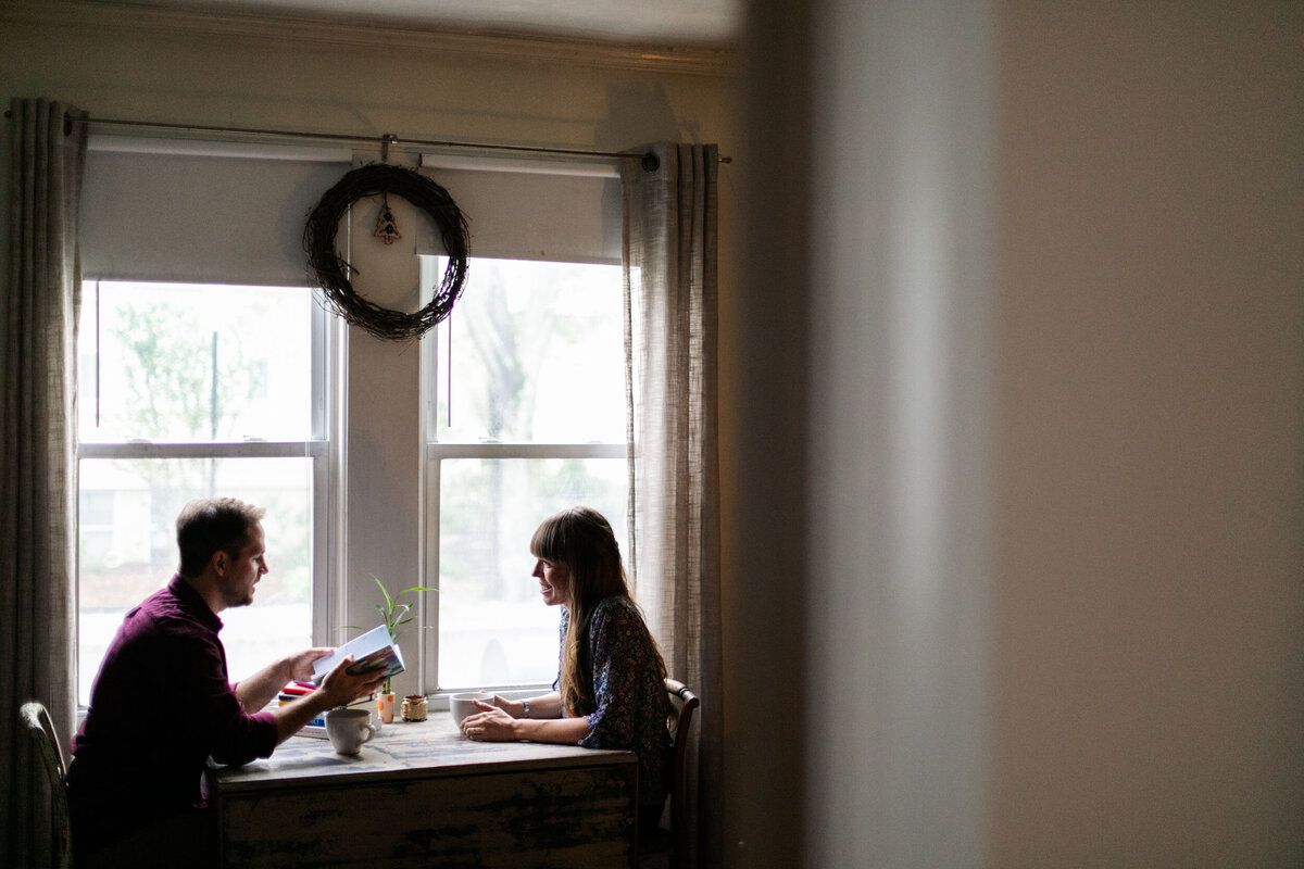 candid-boston-engagement-photographer-zev-fisher033