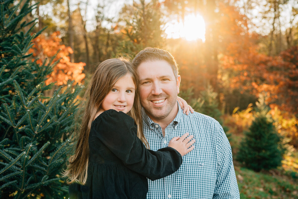 Christmas Tree Farm Mini Sessions | Connecticut Family Photographer-29