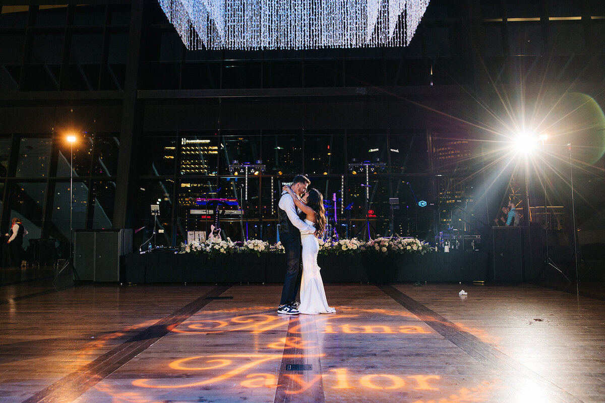 Nashville-Wedding-Country-Music-Hall-of-Fame-Wedding-125