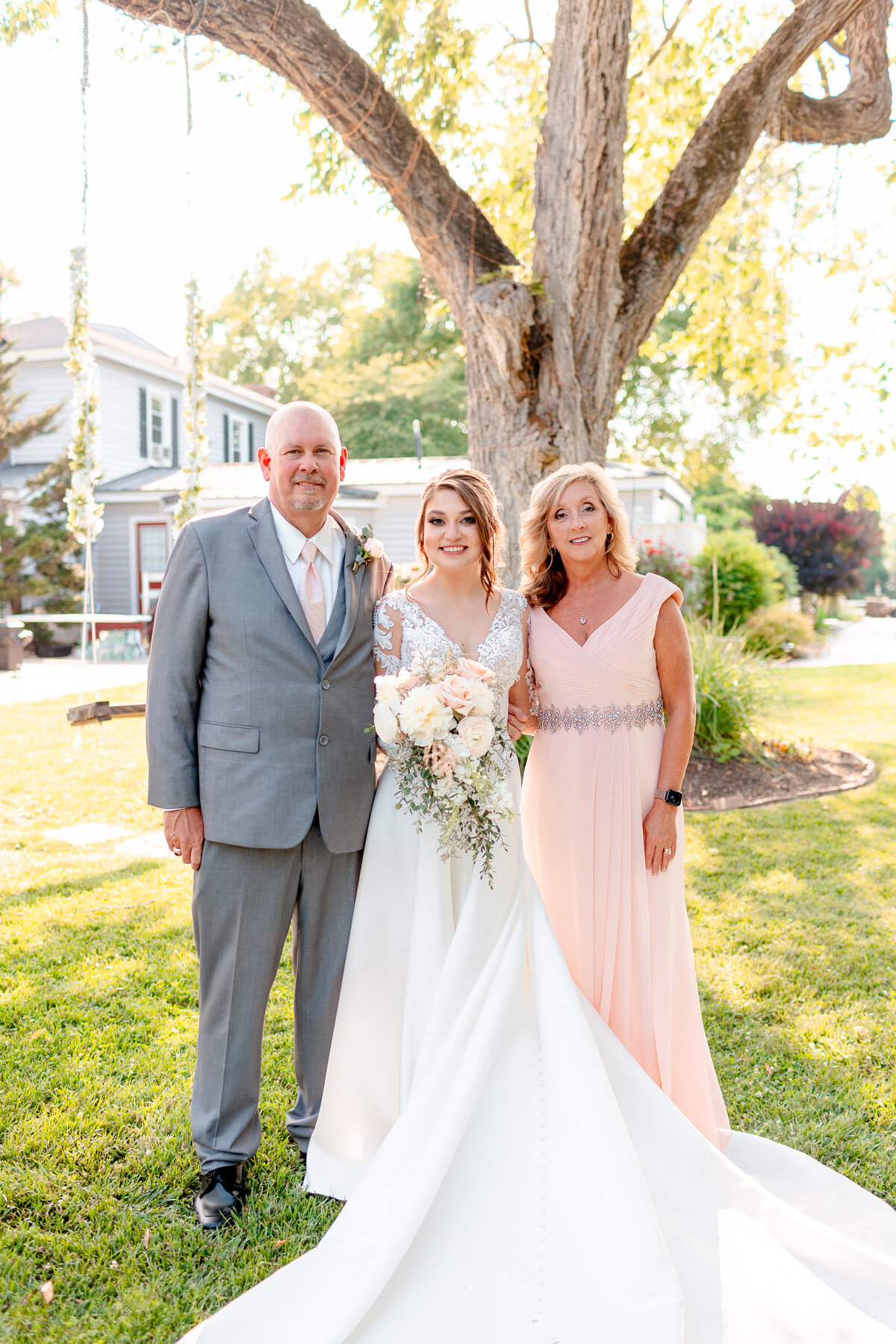 Amber-Grove-Richmond-VA-Wedding-Photography-LL-47