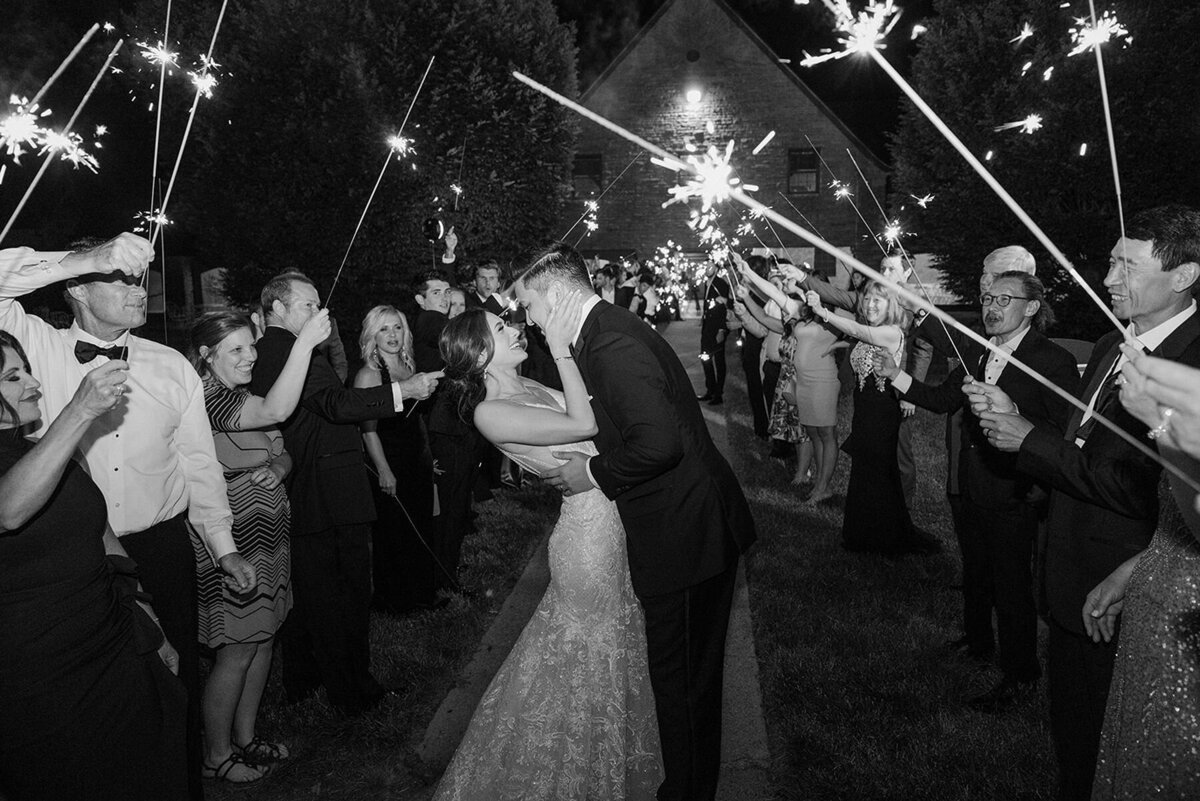 keeneland-wedding-lexington-ky-sparkler-exit