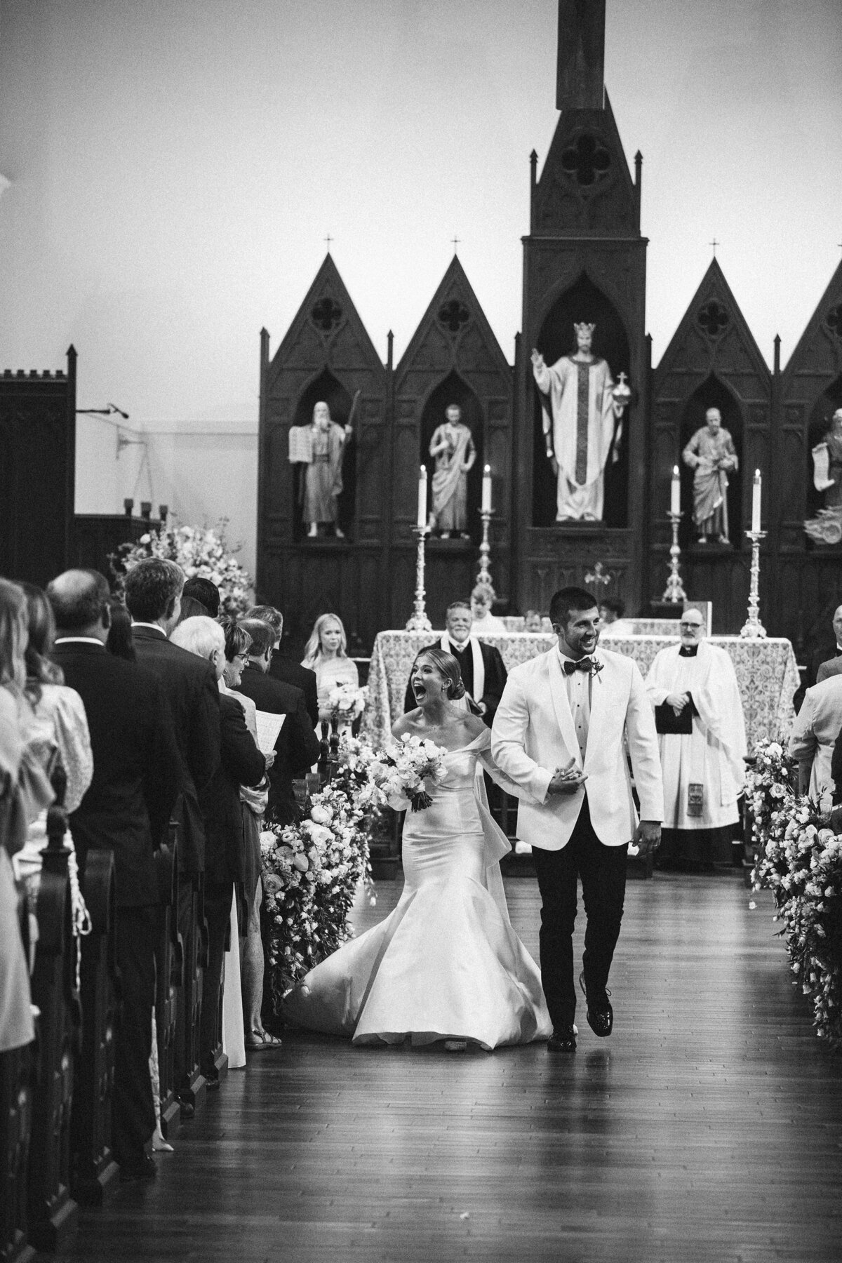 Wedding ceremony at St. Peters Anglican Church in Tallahassee FL - 5