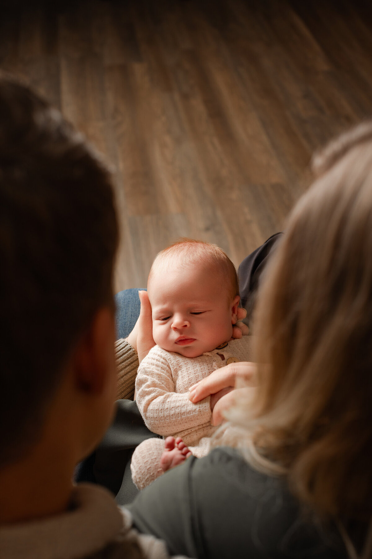 best Cave Springs newborn photographer, baby portrait studio near me Bentonville AR, newborn photography packages