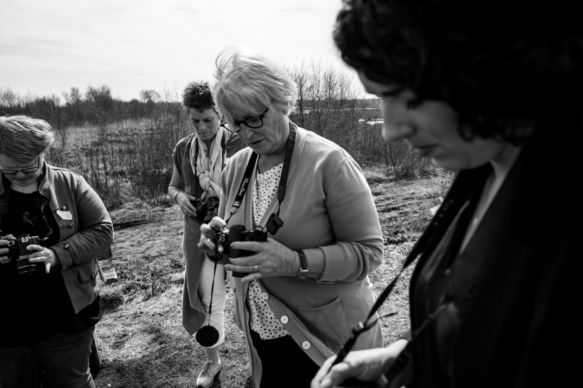 Juliantien Fotografie, Juliantien Schipper, Schipper, Trouwfotograaf Twente, Trouwen in Twente, Trouwen in oost Nederland, Liefde, Echt, Momenten, Tijdloos, Kleur echt, Juliantien, Westerhaar-Vriezenveensewijk, Workshop fotografie, basisworkshop, spiegelreflex, Nikon, Sony, Canon, Panasonic, Lumix, 1 op 1, camera leren kennen