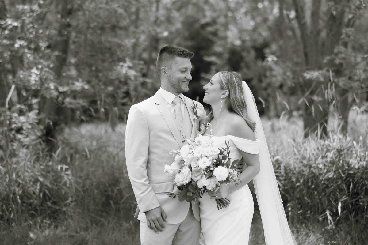 Emerald Hill Events | Promise City, Iowa Wedding Photos-17