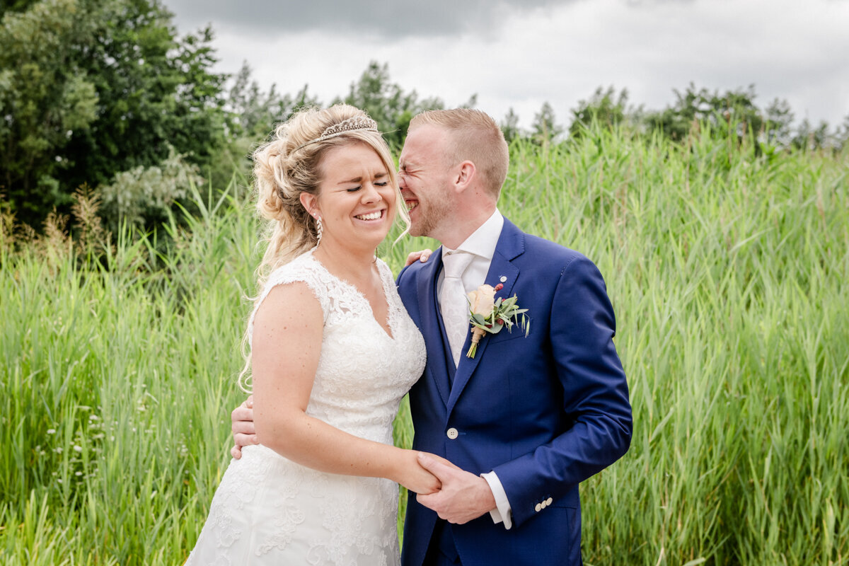 Trouwen in Friesland, trouwfotograaf, bruidsfotograaf, fotograaf Friesland (47)