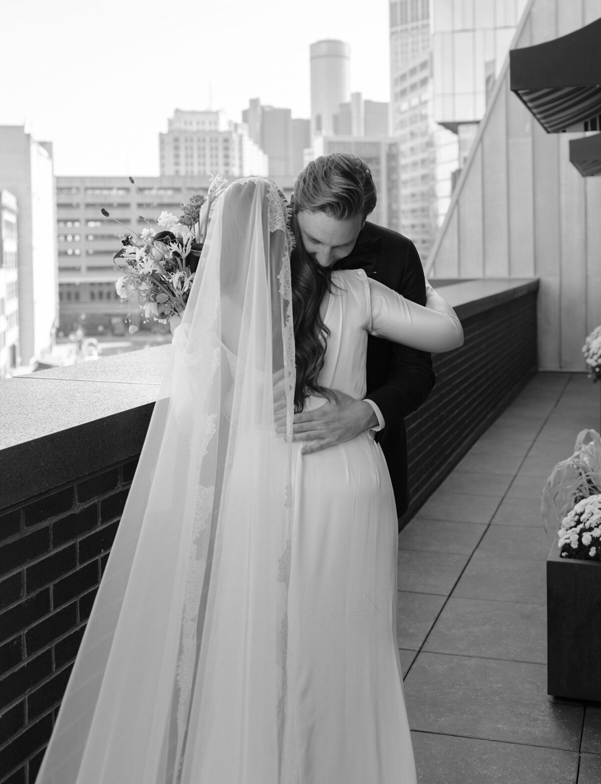 Shinola_Detroit_Wedding_Photographer-115