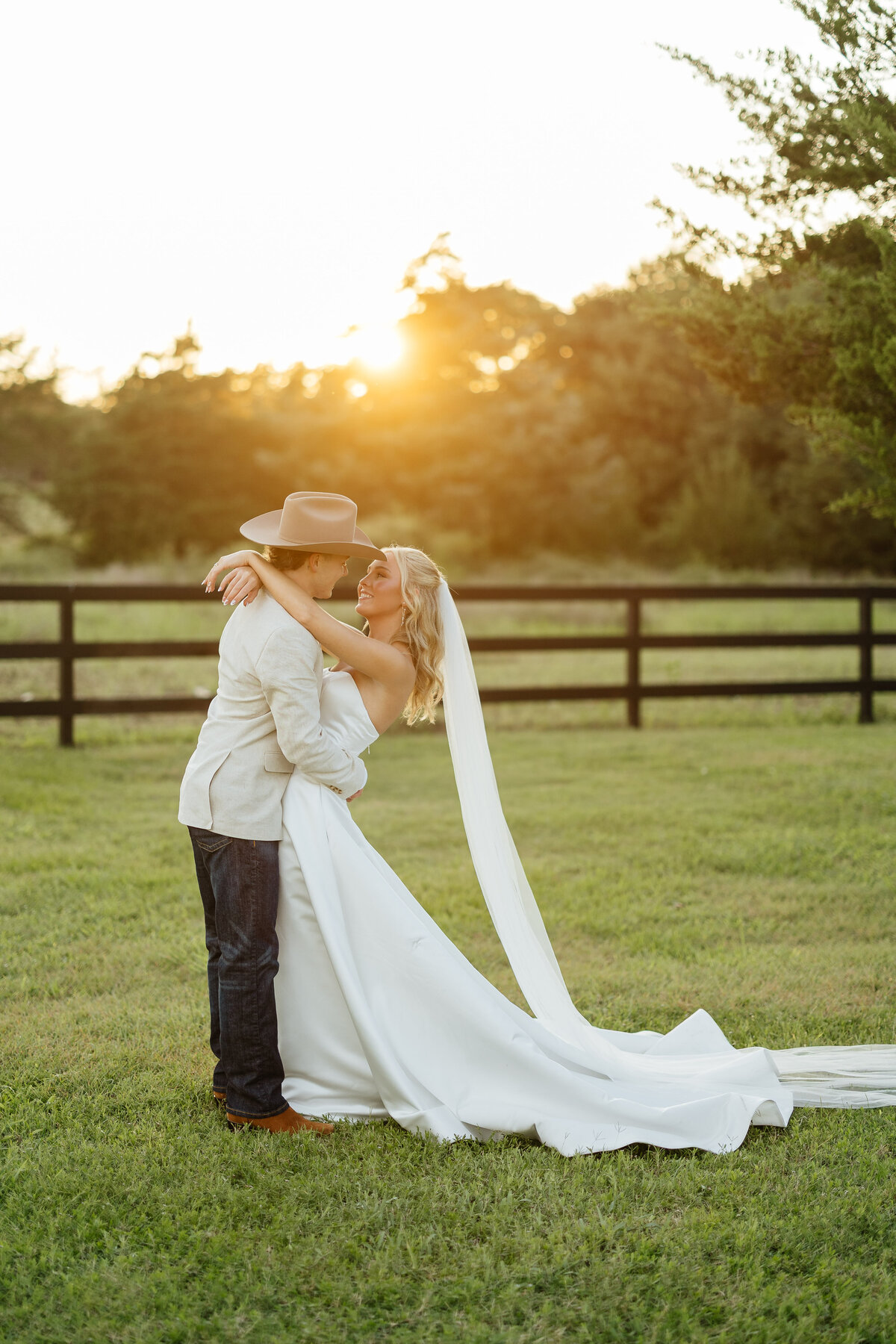 MIAHAVELKAPHOTO-THIBODAUXWEDDING-659
