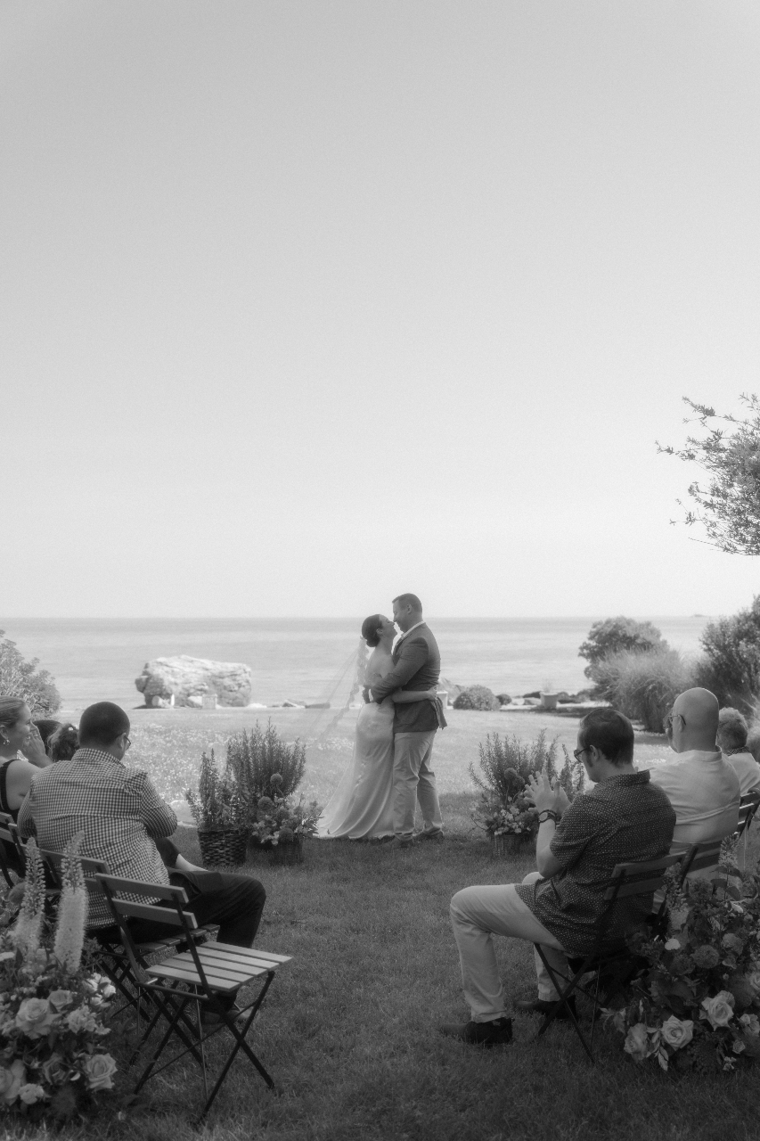 grounded-ceremony-florals-beach-wedding-ct