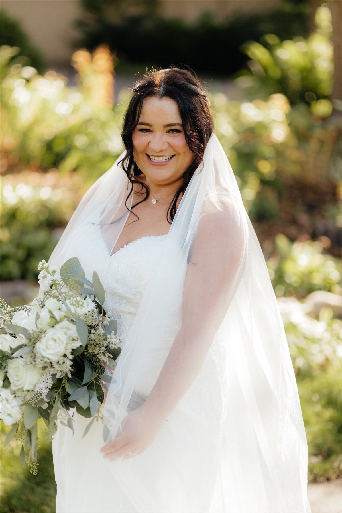 Sarah & Johnathan Wedding Sneak Peek-49