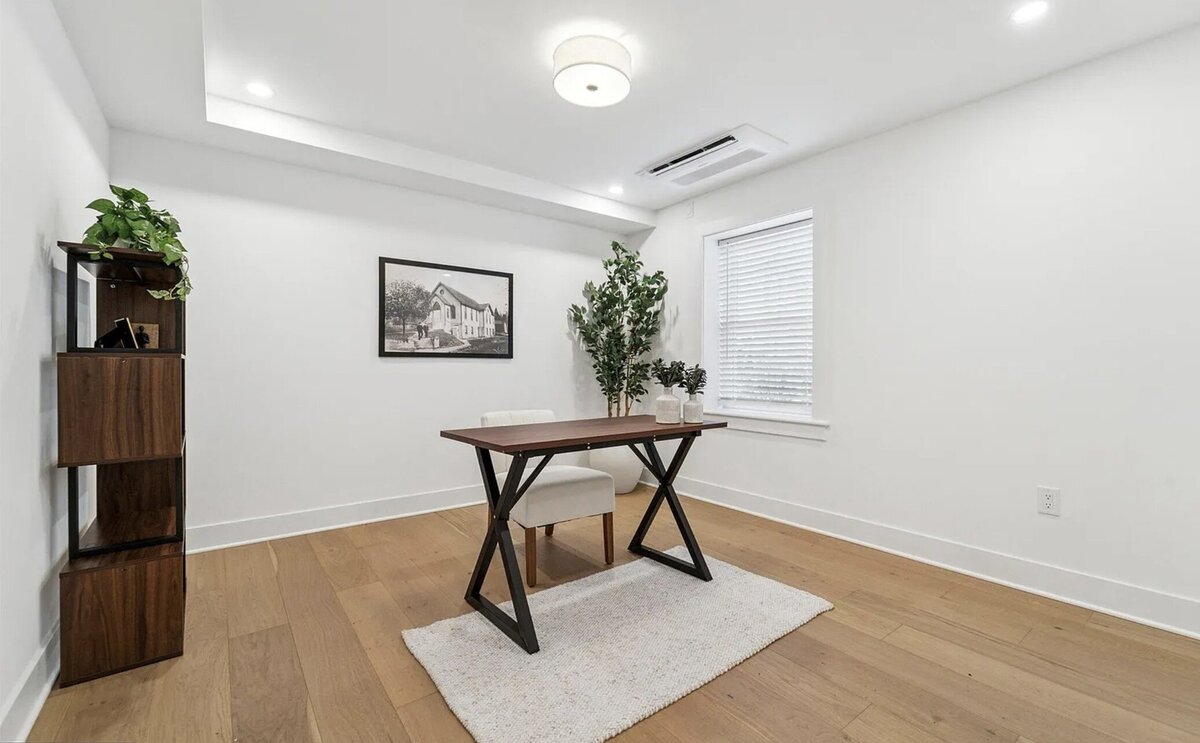 Kelly DeTommaso Elegant Transitions Ambler Unit B - Office