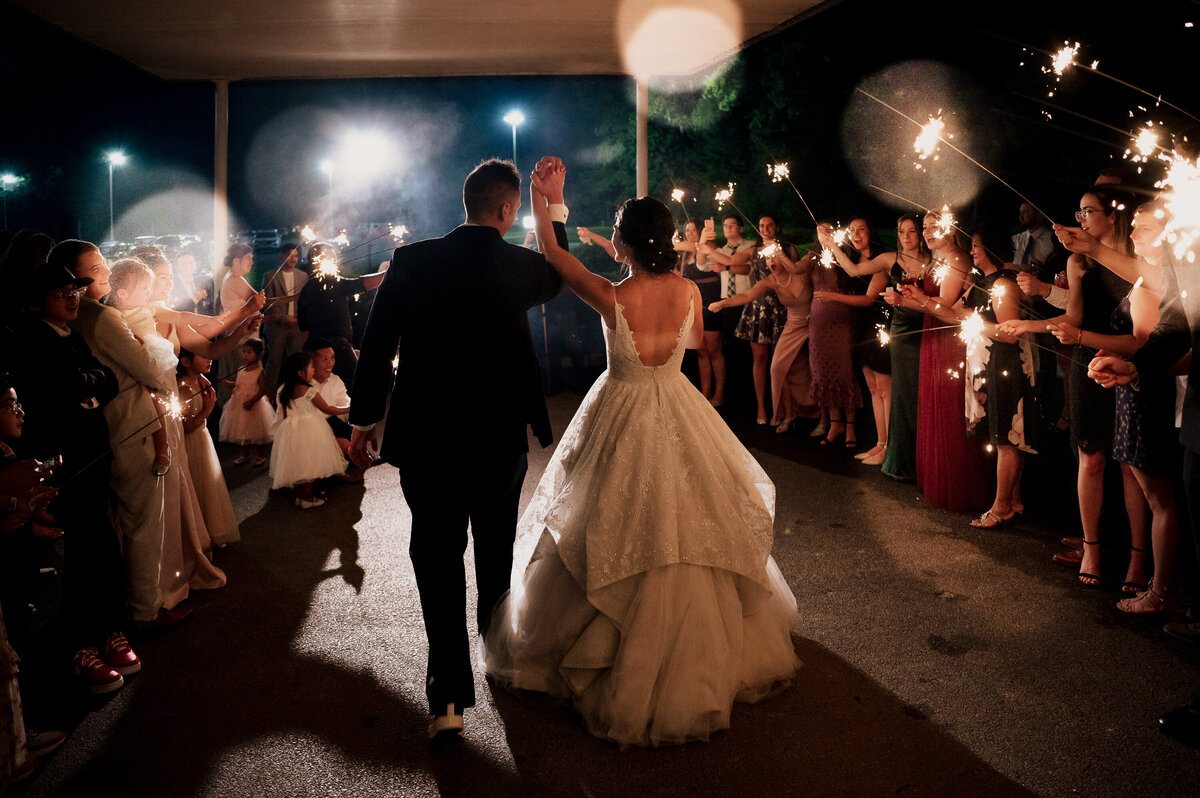 Ishan Fotografi is an NYC wedding photography studio with artistic flair.