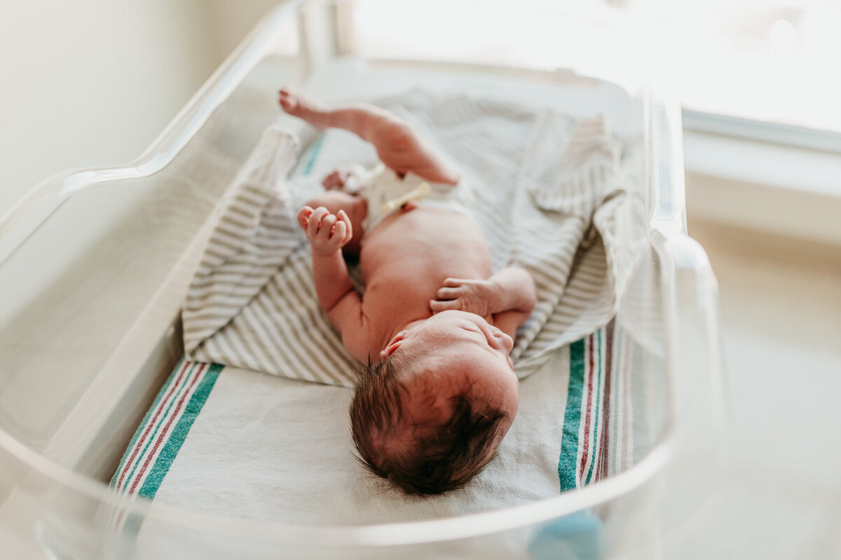 best NW Arkansas fresh 48 portraits, fresh 48 photoshoot Rogers Arkansas, newborn photographer near me, newborn photography Rogers AR, Northwest Arkansas fresh 48 photography
