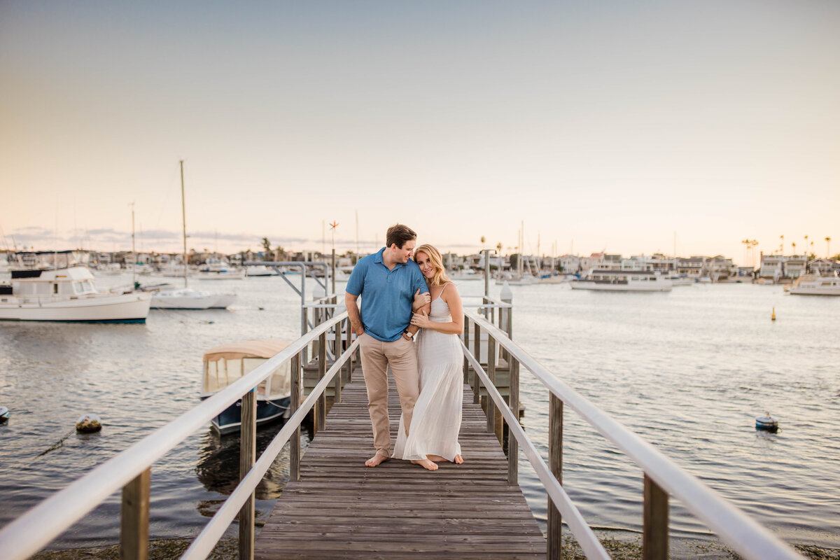 AB-Balboa-Island-Boating-Engagement-Photography-22