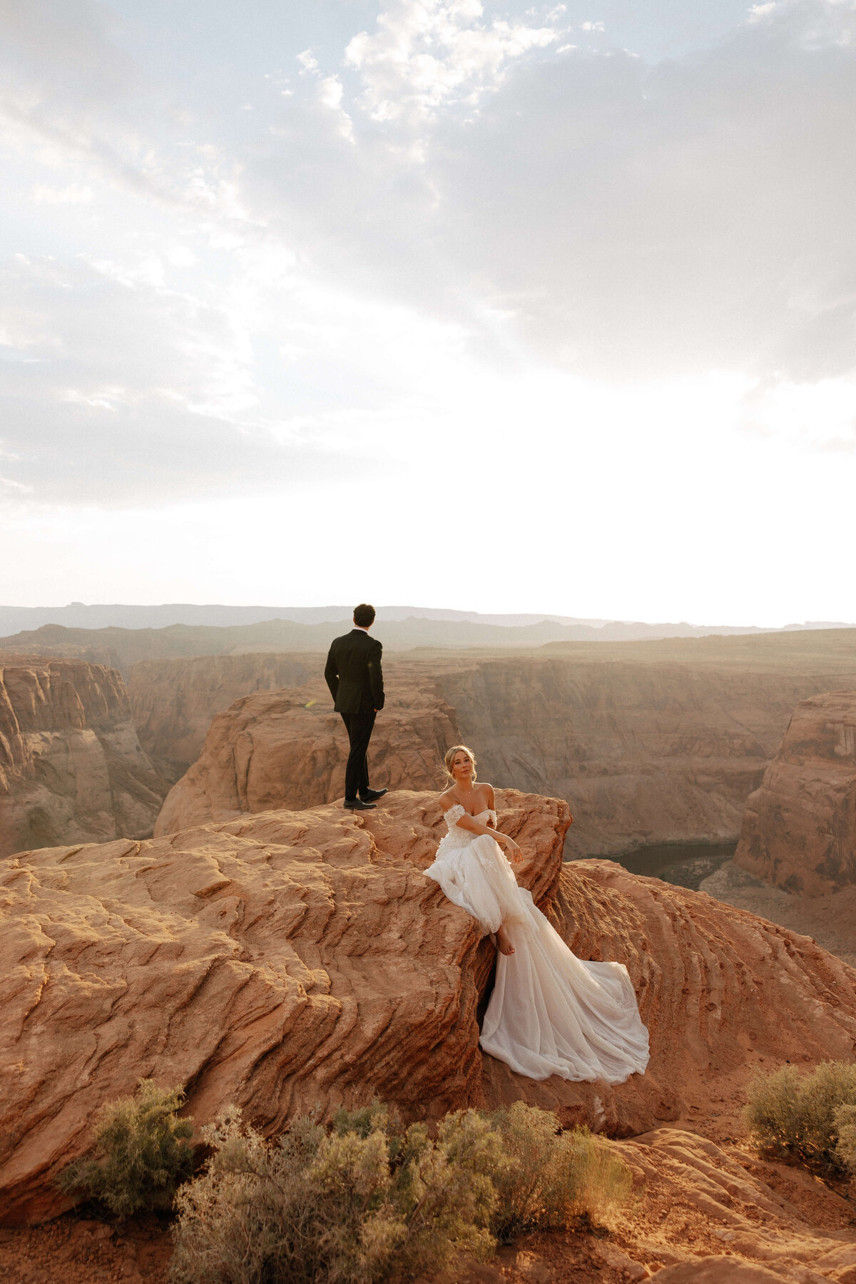 Max & Halle_ Horseshoe Bend Elopement_  Megan Badia Photography-5