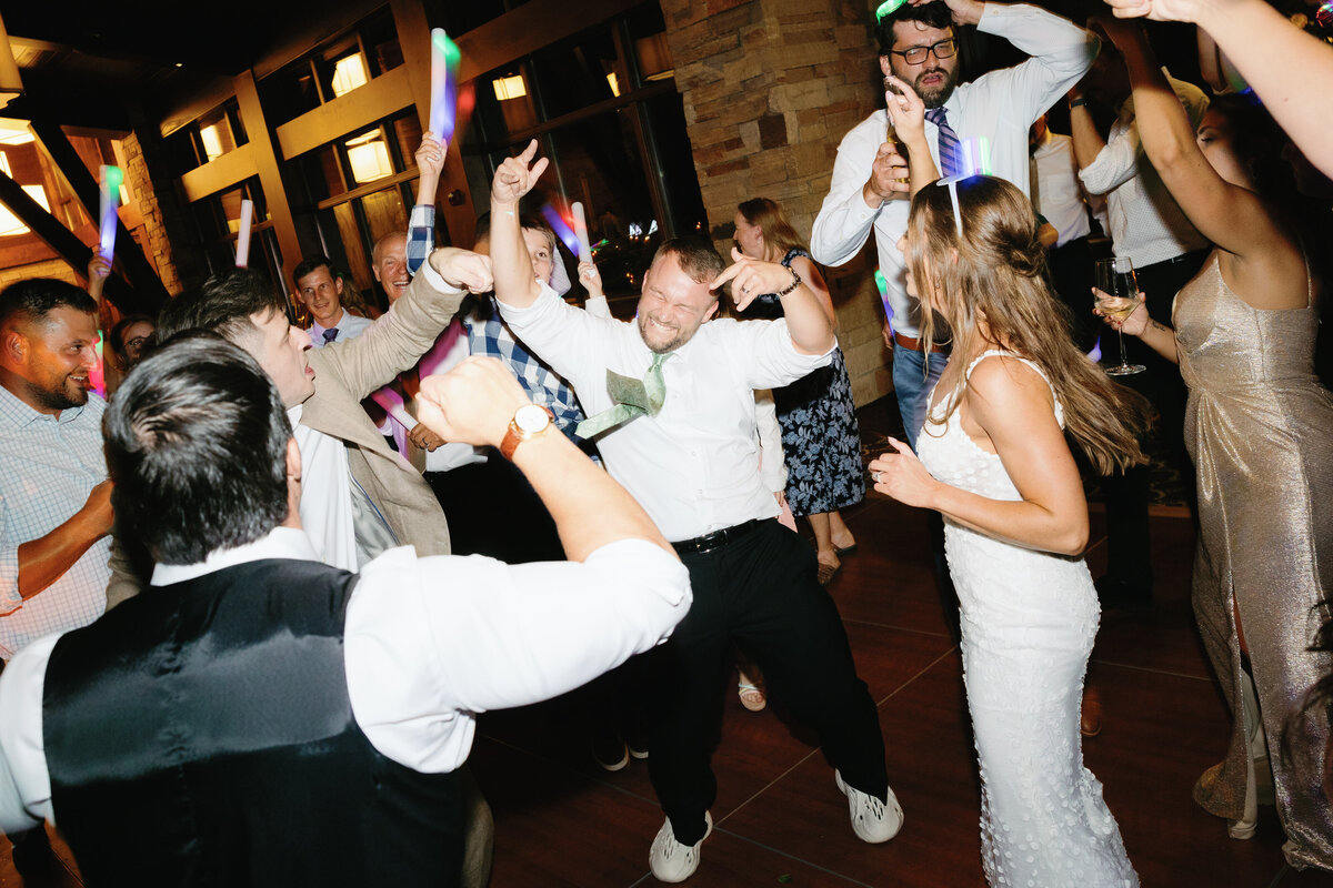 8.18-Maria-Andrew-the-10th-wedding-vail-706