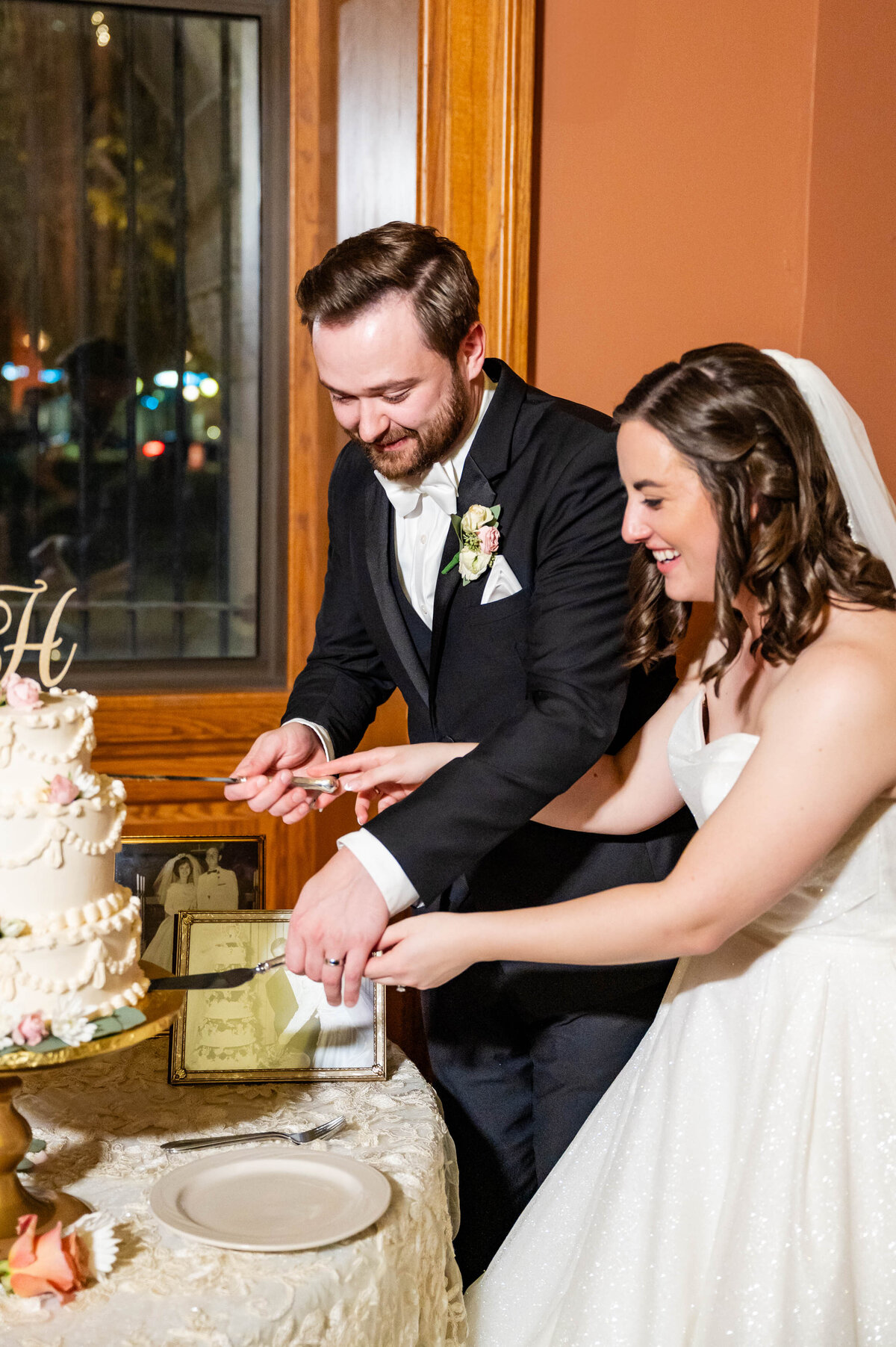 landmark-center-mn-wedding-reception-elegant-venue-12