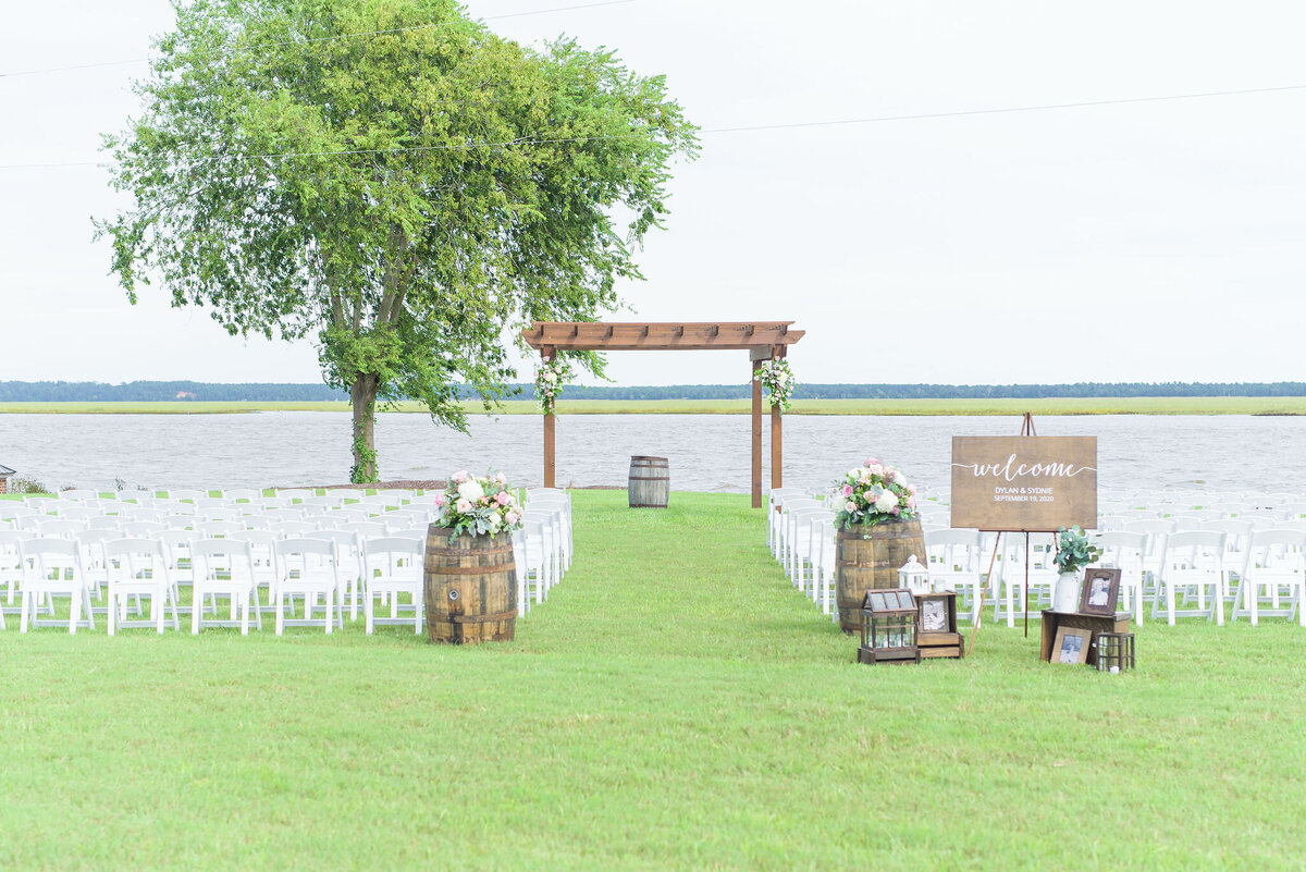 wedding-rustic-cousiac-manor-waterfront-ceremony-reception-virginia-cousiac-manor4