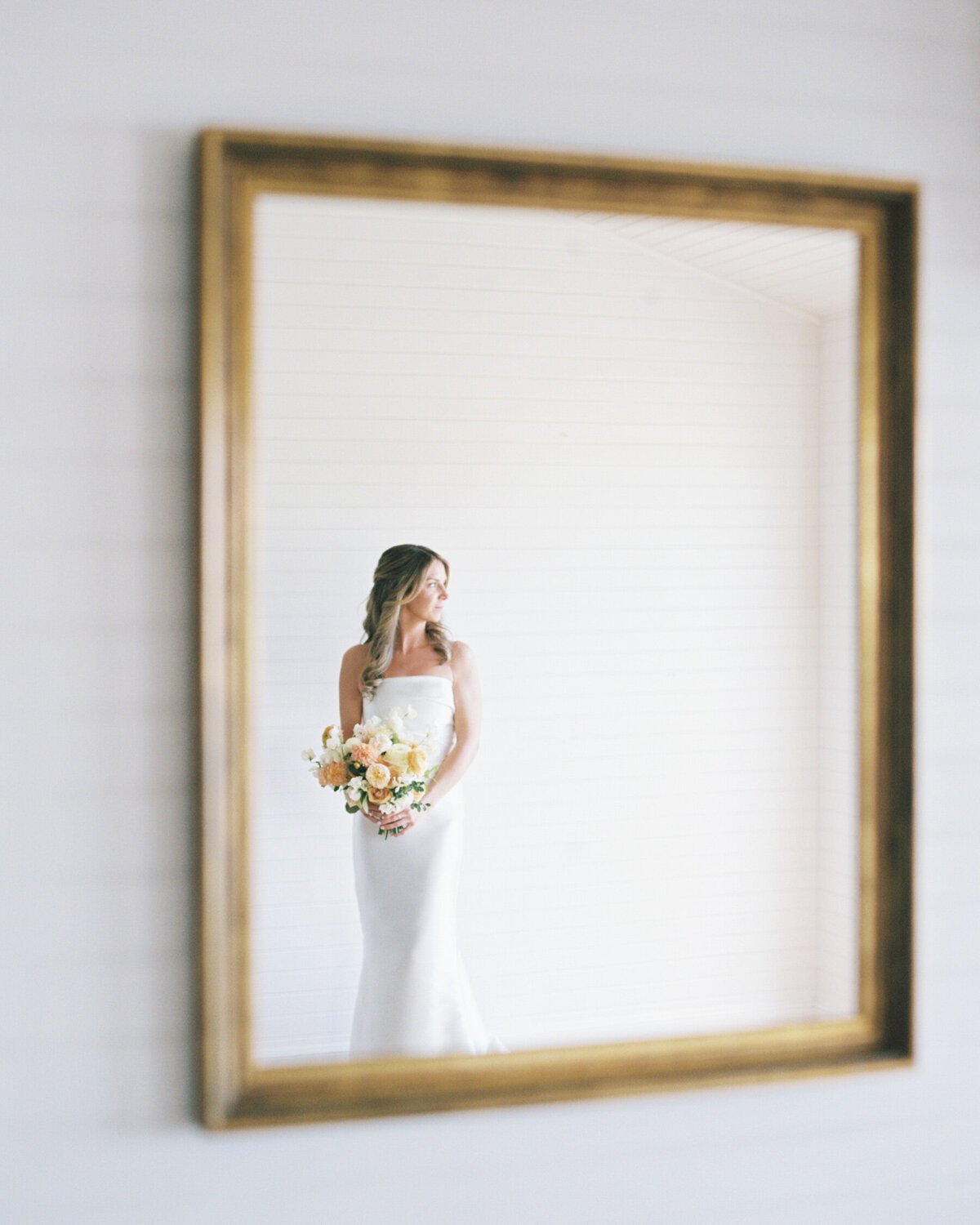 Emily March Photography Wilmington, North Carolina and Destination Wedding Engagement Photographer Heirloom Photography for Memorable Gatherings Light Airy Sentimental Imagery Images Weddings_Castle Hill Inn Wedding - 010