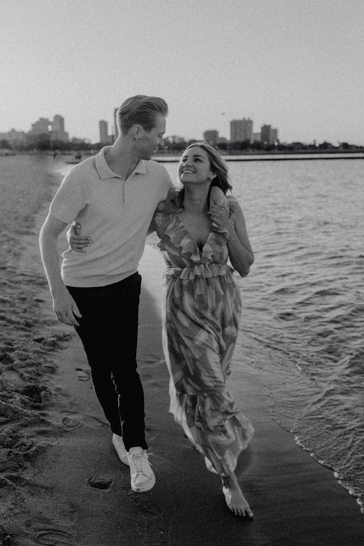 North-Avenue-Beach-Engagement-Session-168
