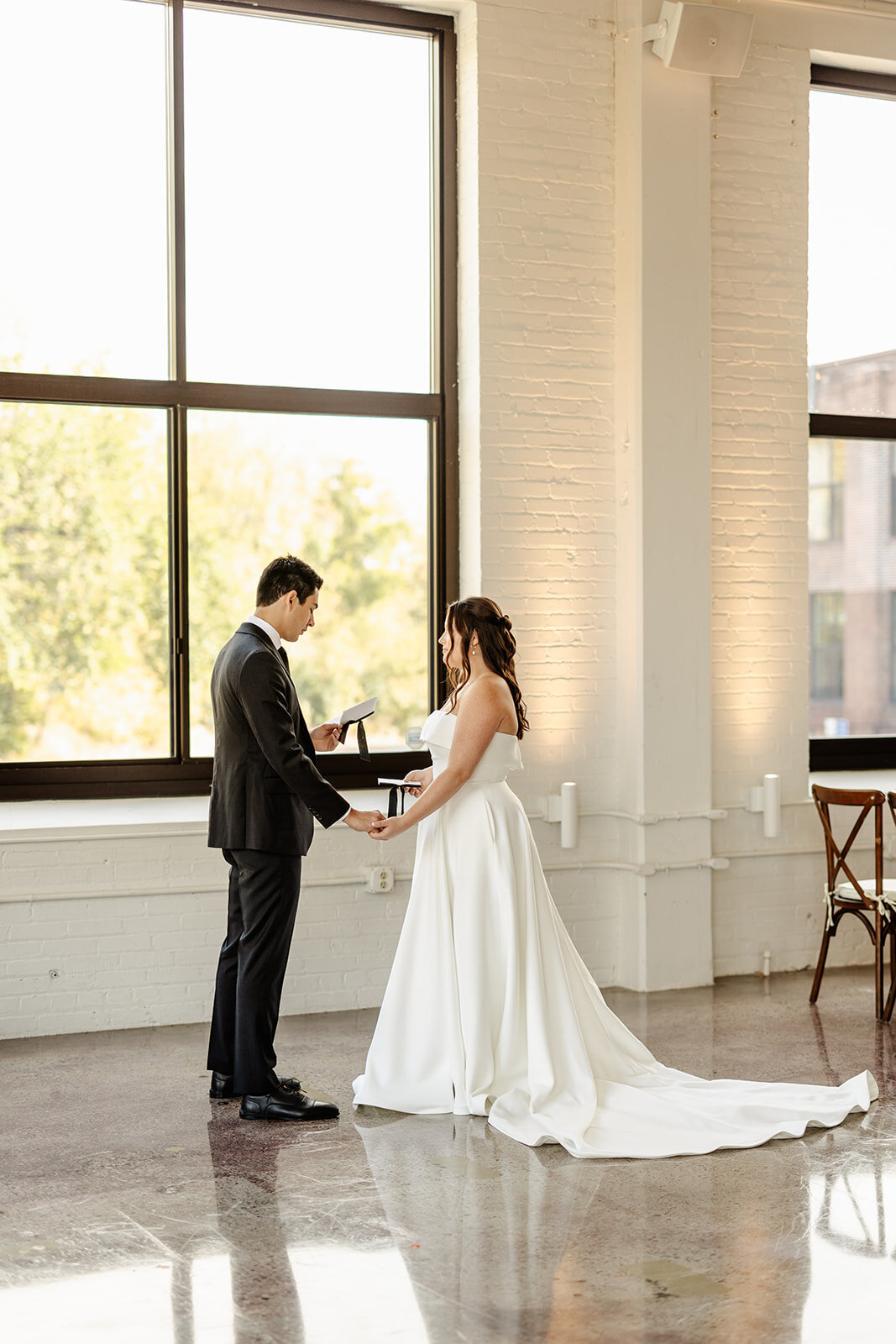 urban-daisy-wedding-19