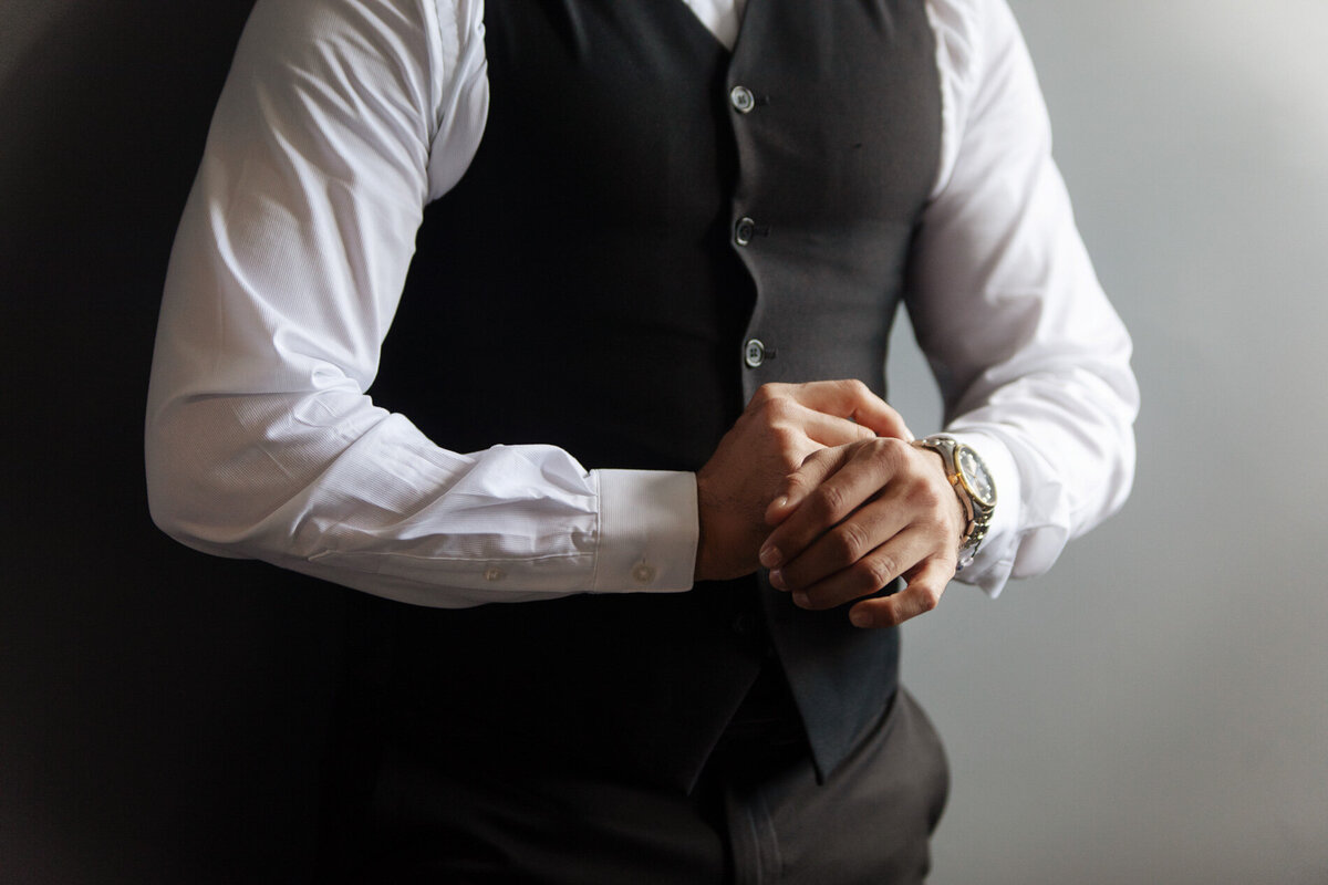 best afforadable elopement and wedding photographer in new york city and new jersey mamaroneck beach and yacht club ceremony and reception-44