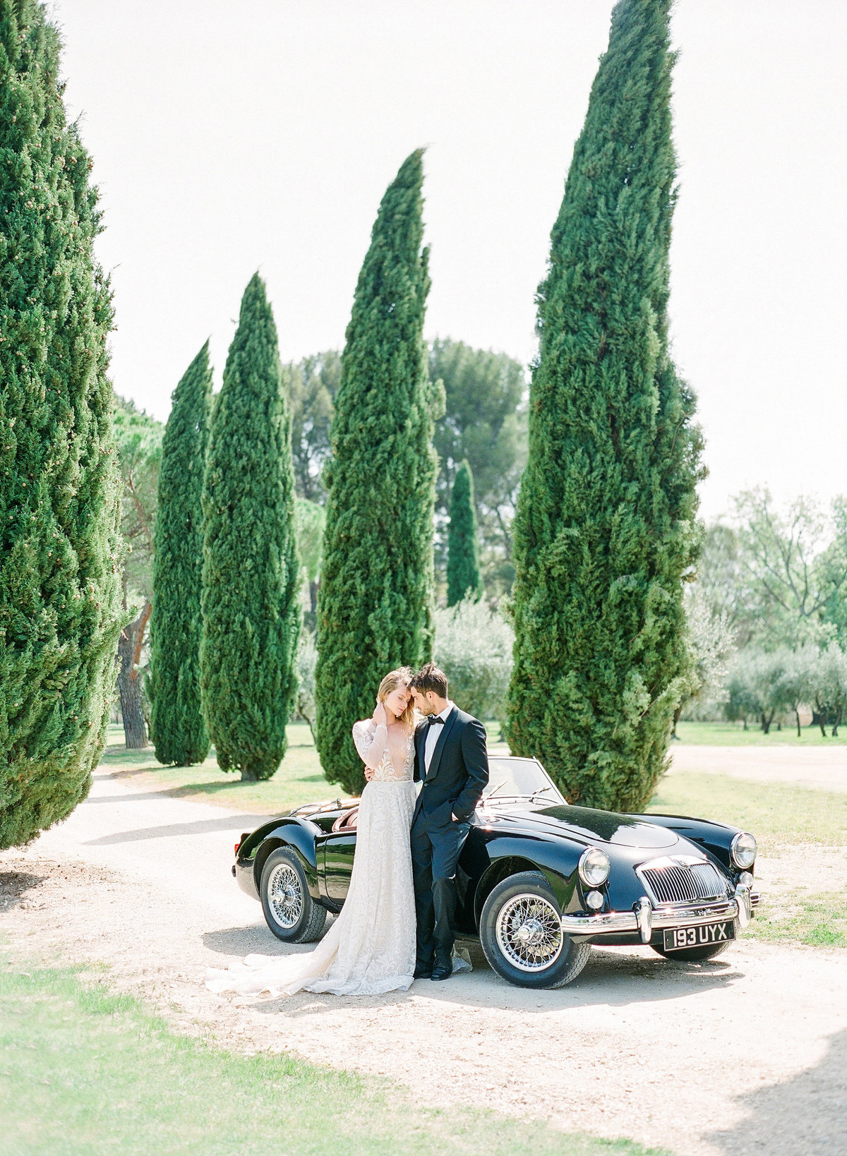 Jennifer Fox Weddings English speaking wedding planning & design agency in France crafting refined and bespoke weddings and celebrations Provence, Paris and destination Portfolio_©_Oliver_Fly_Photography_38