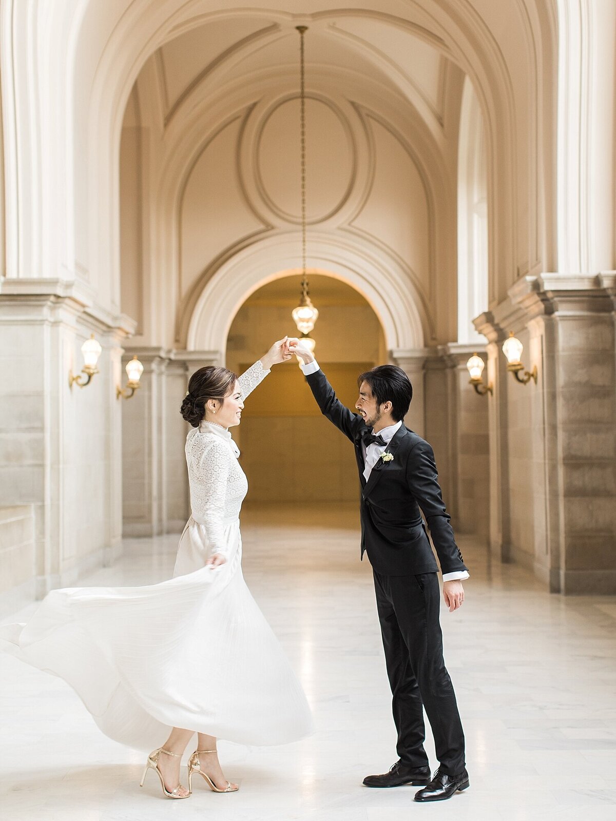 San_Francisco_City_Hall_Elopement_Wedding-Photographer-006