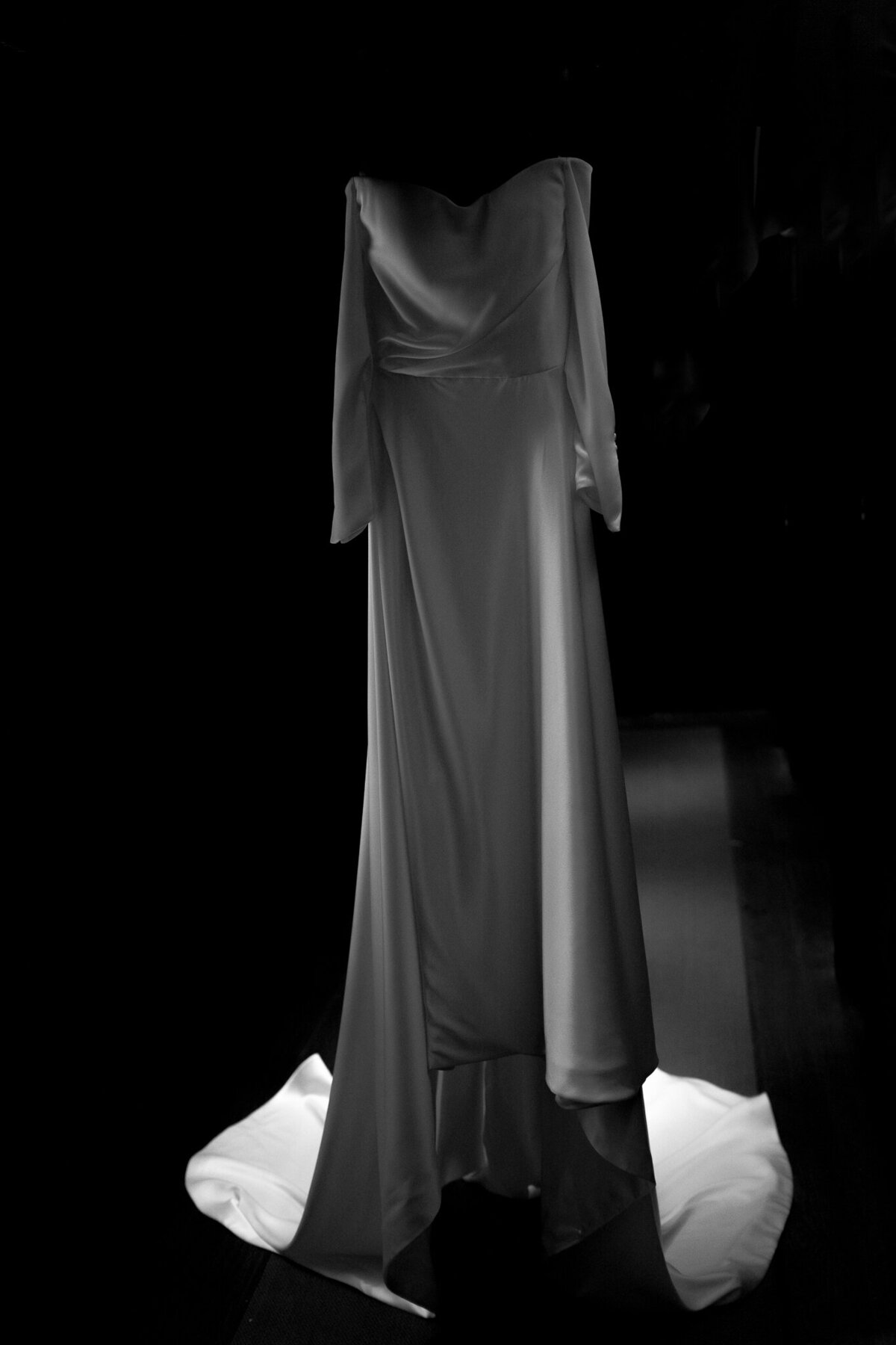 Stylish Melbourne Inner City Wedding-017