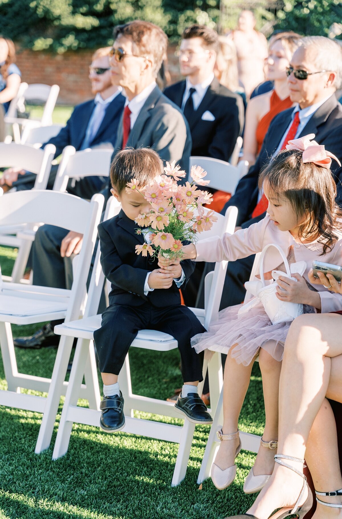 rachel-jordan-photography-543_Gallison-Hall-Wedding-Florist-Gossamer-Floral-Designer
