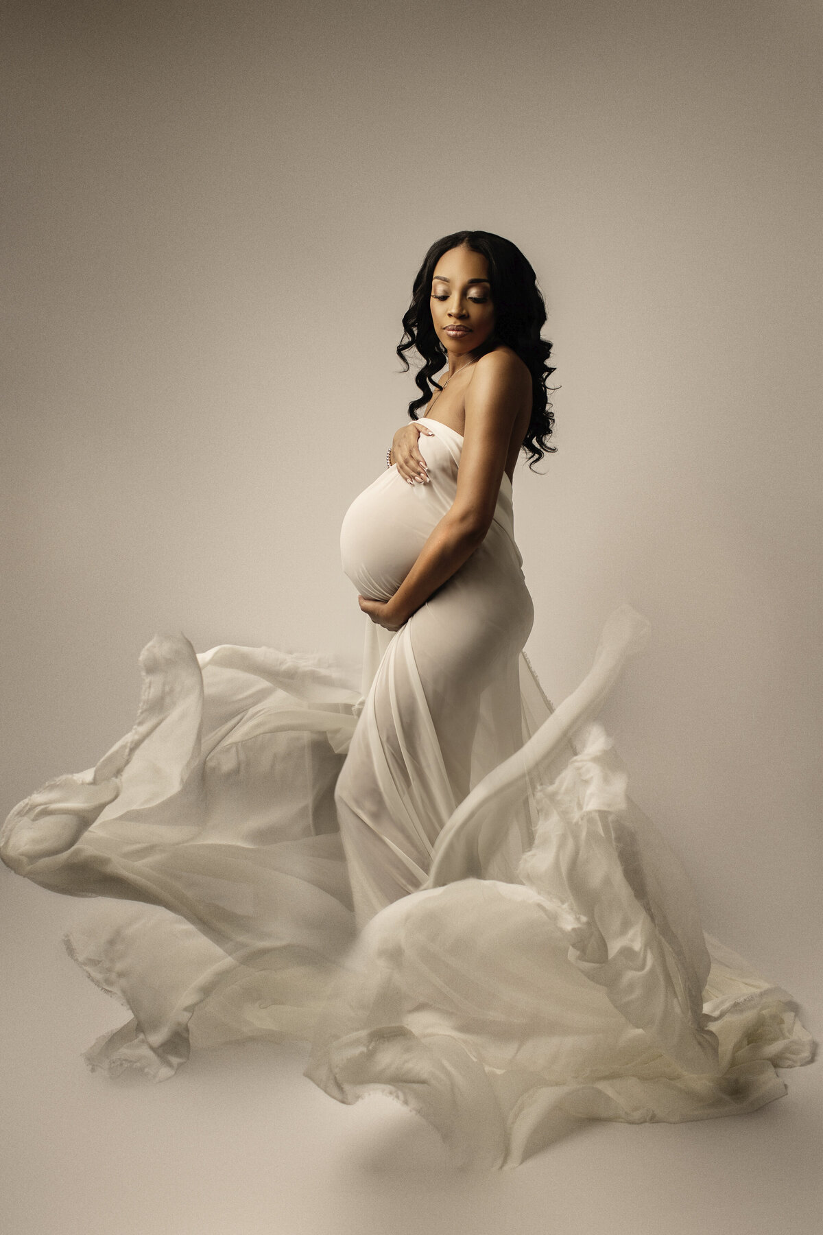 professional maternity photography akron