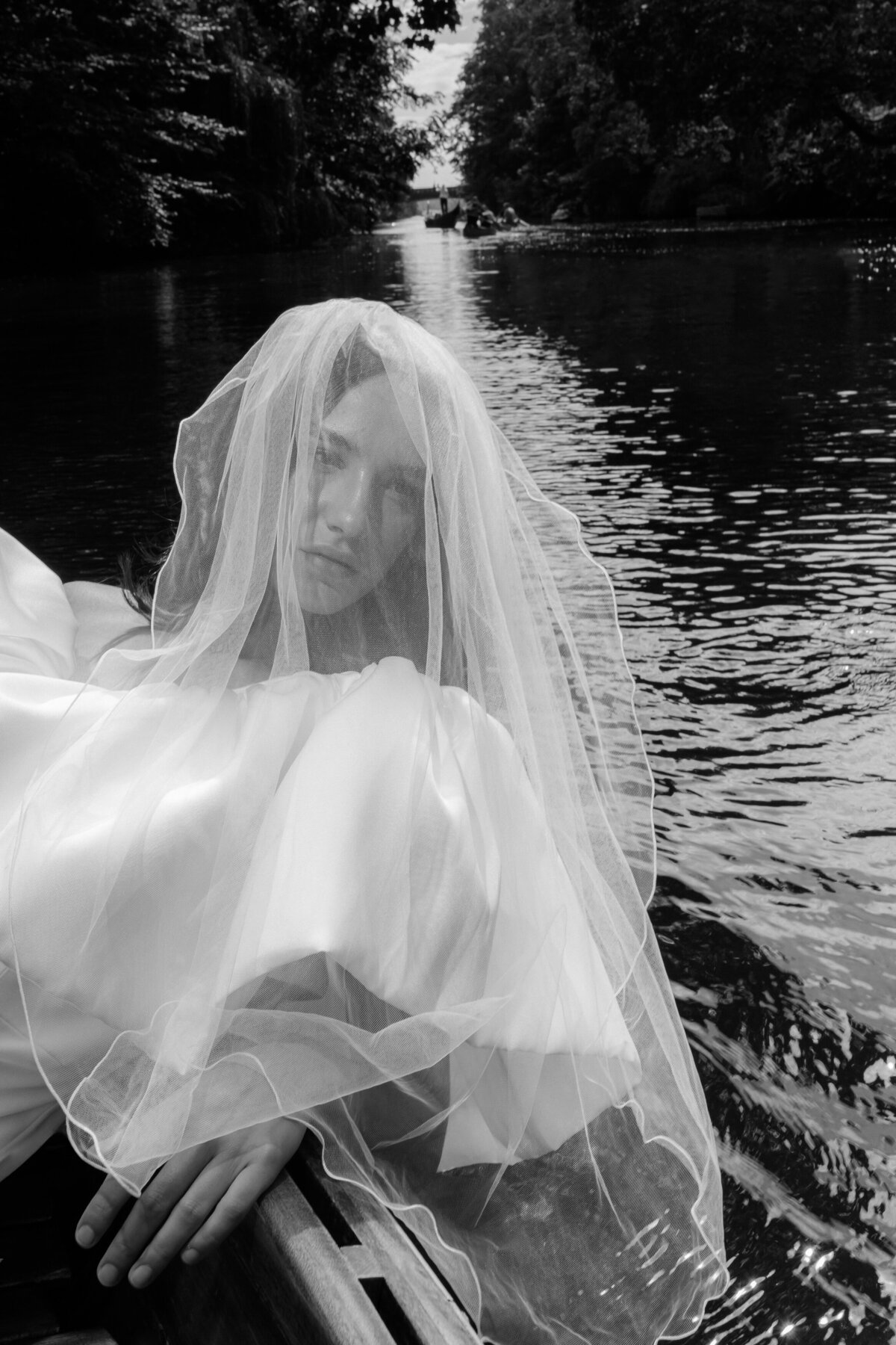 brautportrait-modern-editorial-solace-london-hamburg