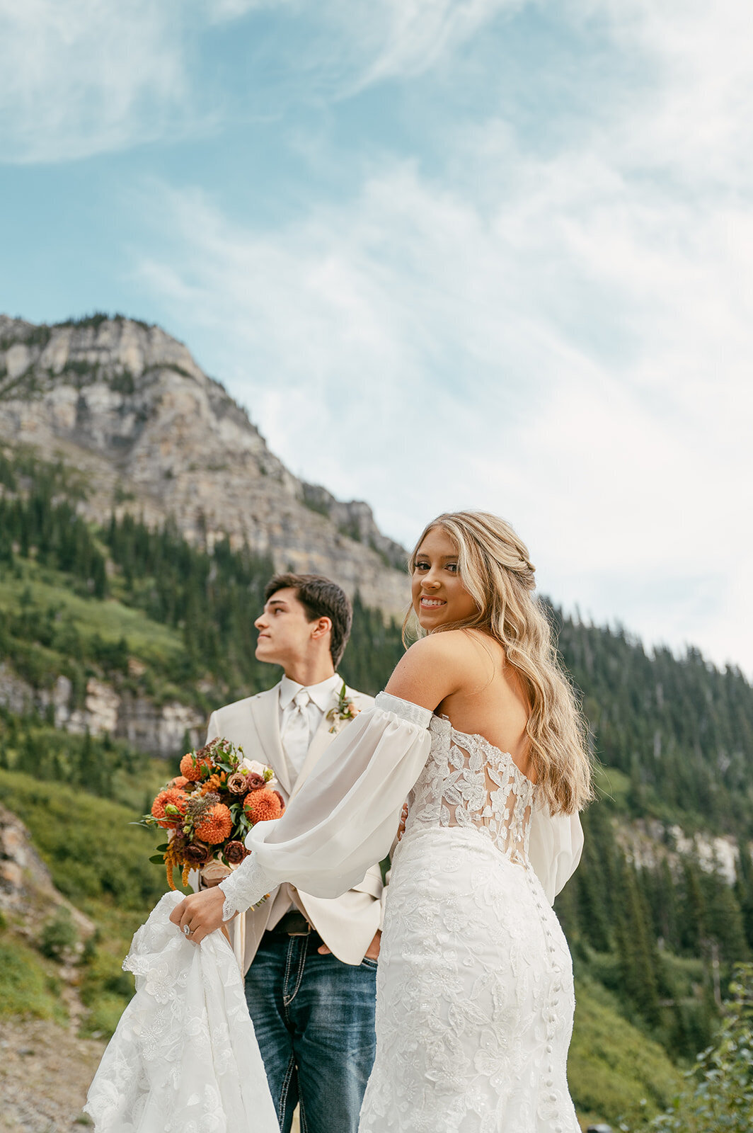 presley-gray-photo-glacier-national-park-elopement-7236