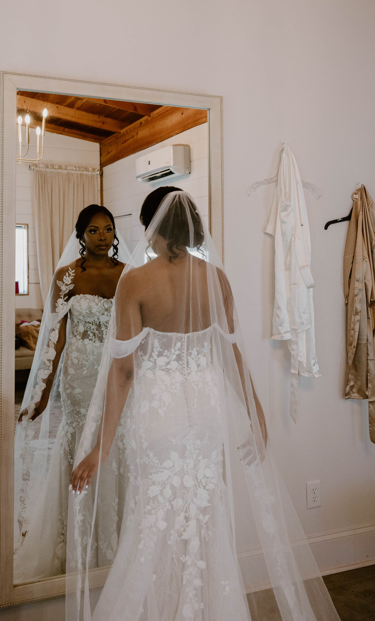 Cedar Hill Farms Chattanooga Nate and Jaleesa veil 4