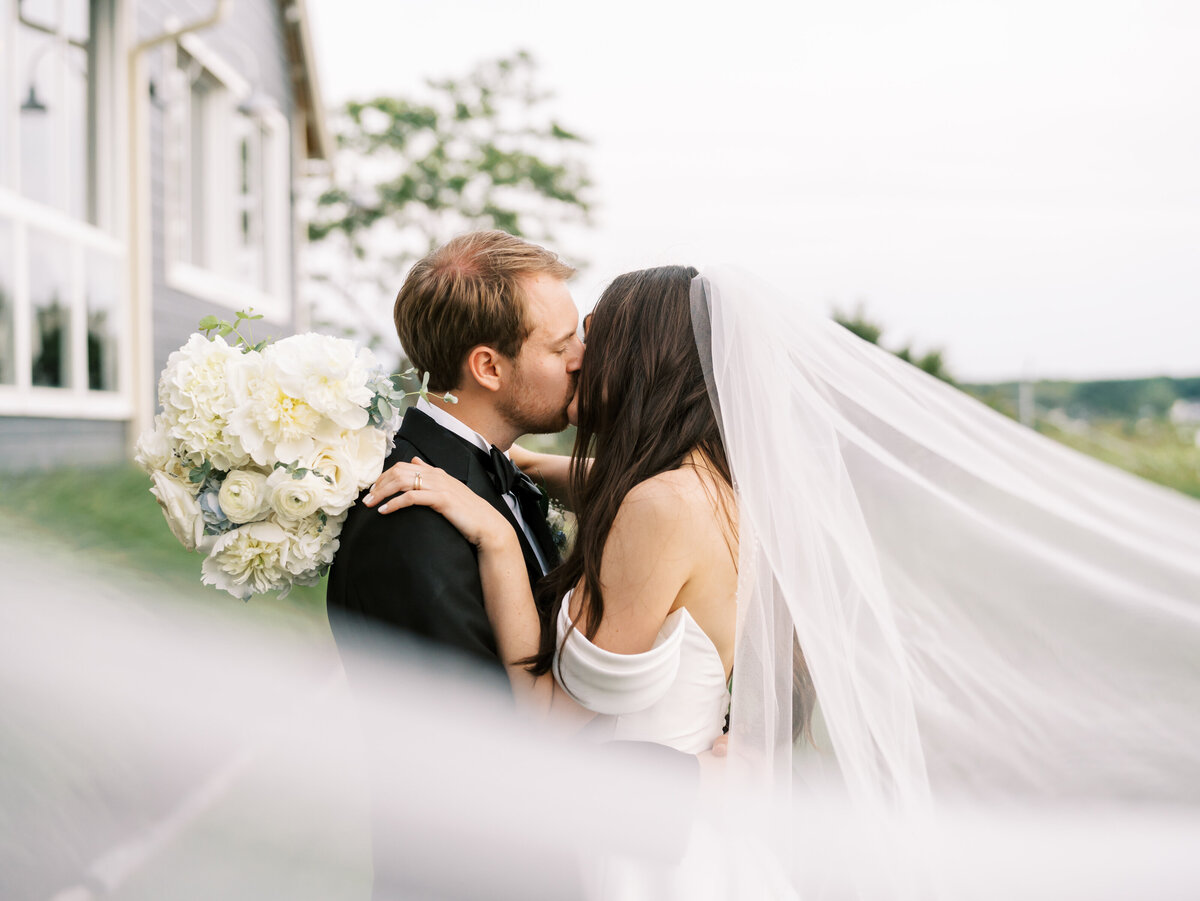 Anne and Cameron Sneak Peek 88