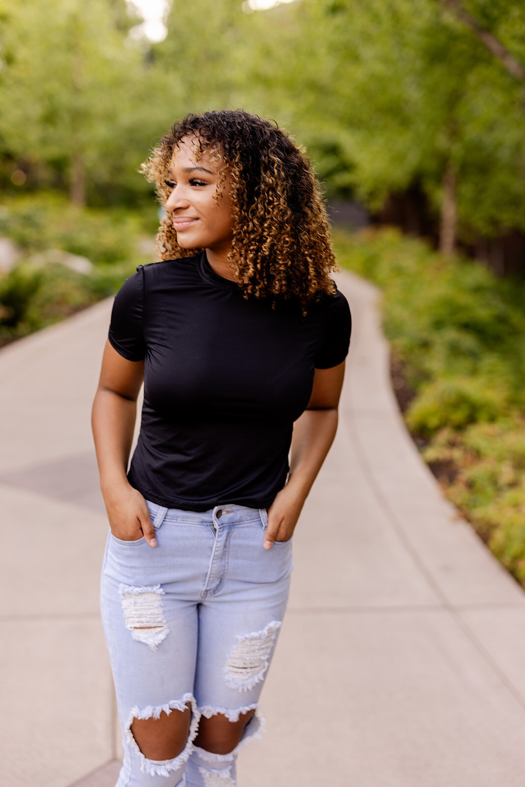 Brynn-Wheatley-Photography-2023-Carissa-Senior-6