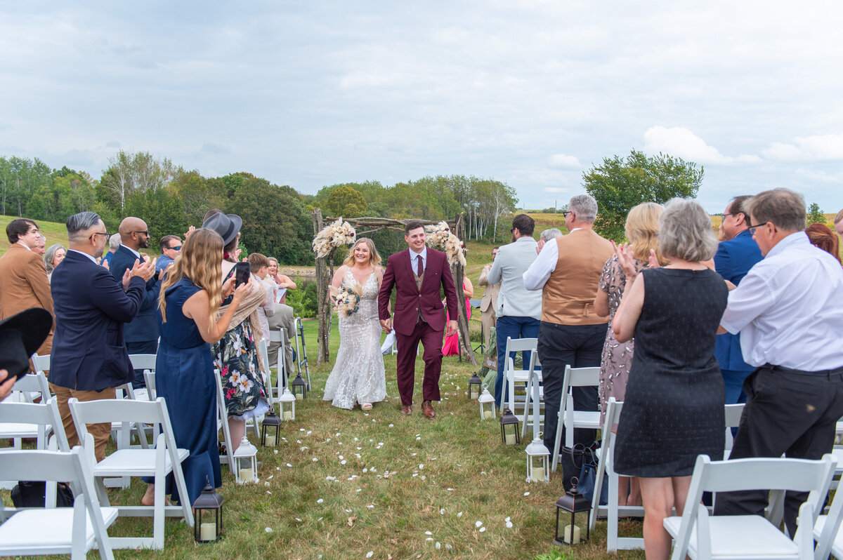 195-Wedding Ceremony Highlights-017_2804-Wedding Photography- St Cloud MN- Central MN, Nicole Hollenkamp