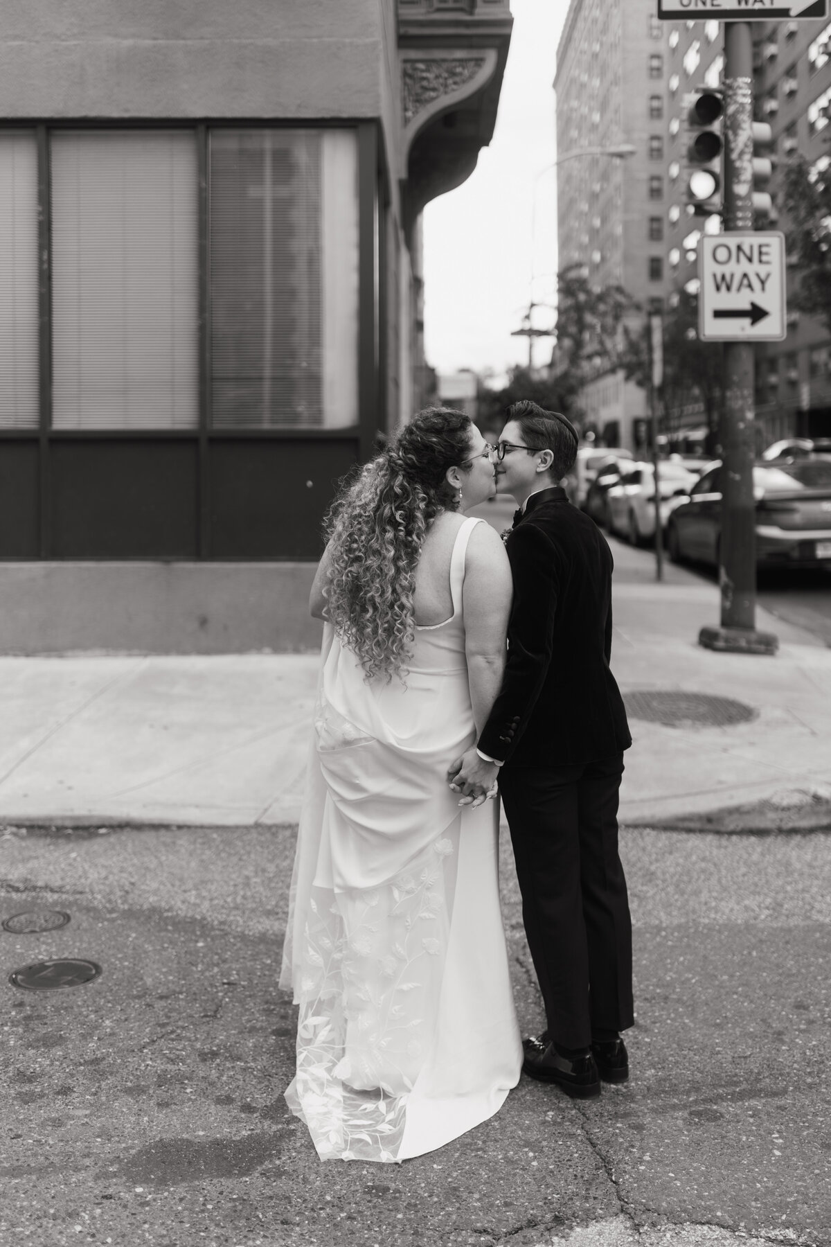 Emma + Cassie - The Fitler Club Wedding - Philadelphia Photographer-179