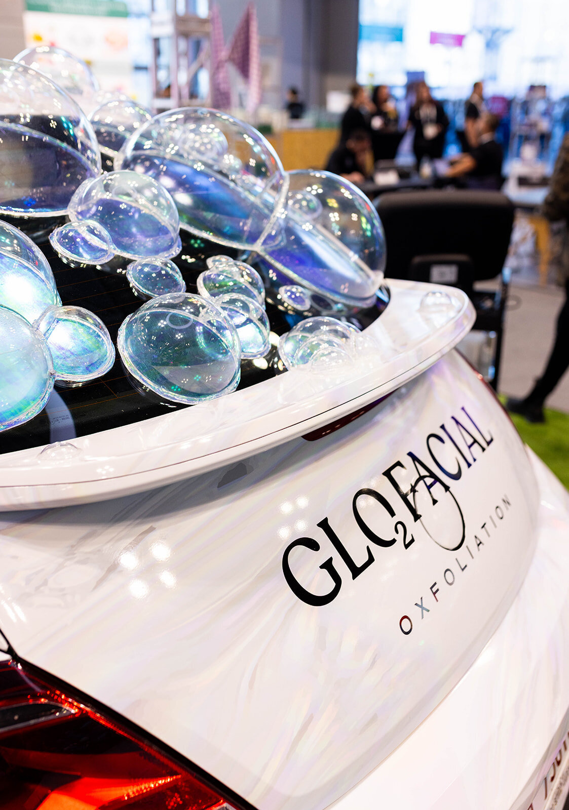 javitz-center-branding-glofacial-22_websize