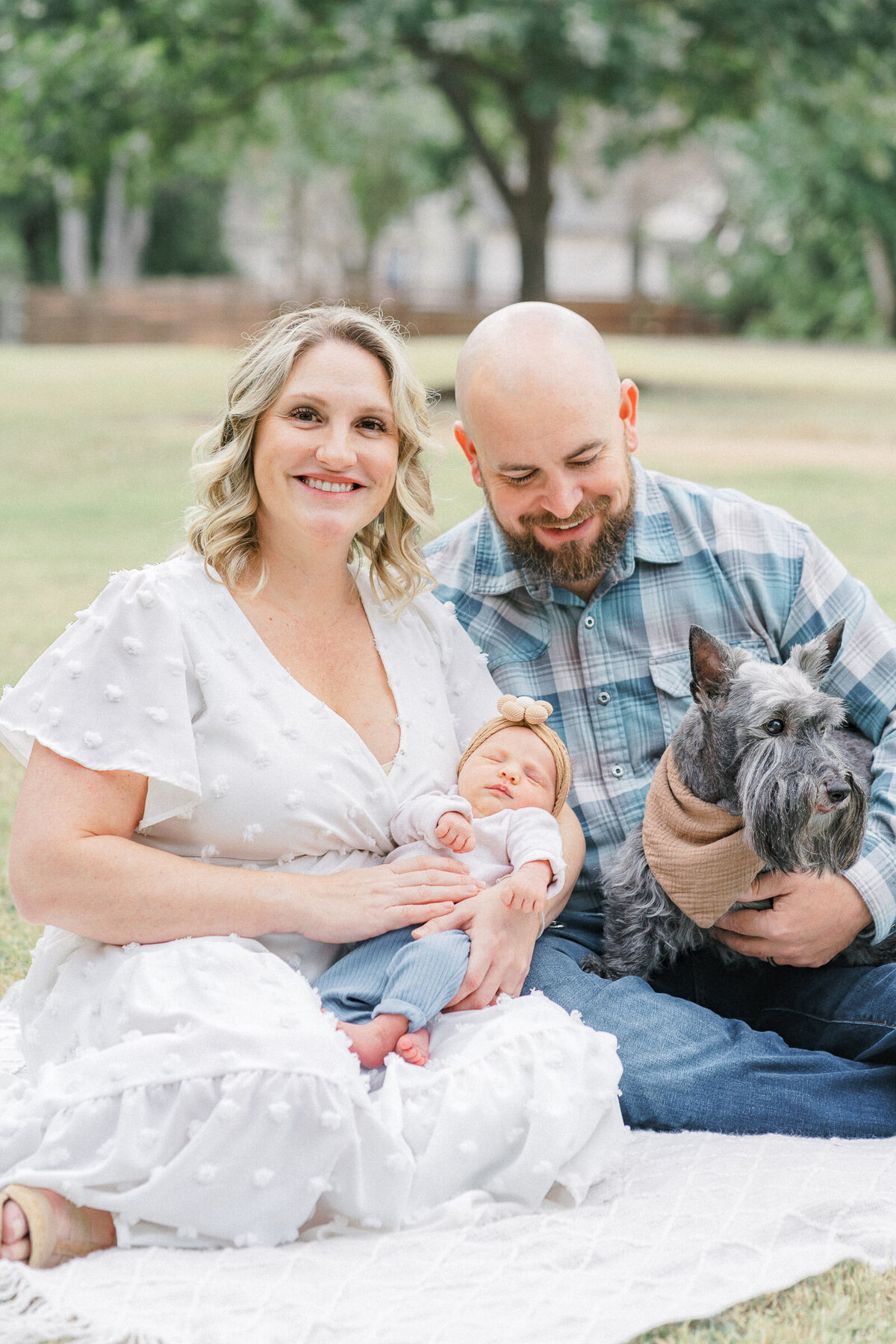 Autumn-outdoor-newborn-session-1