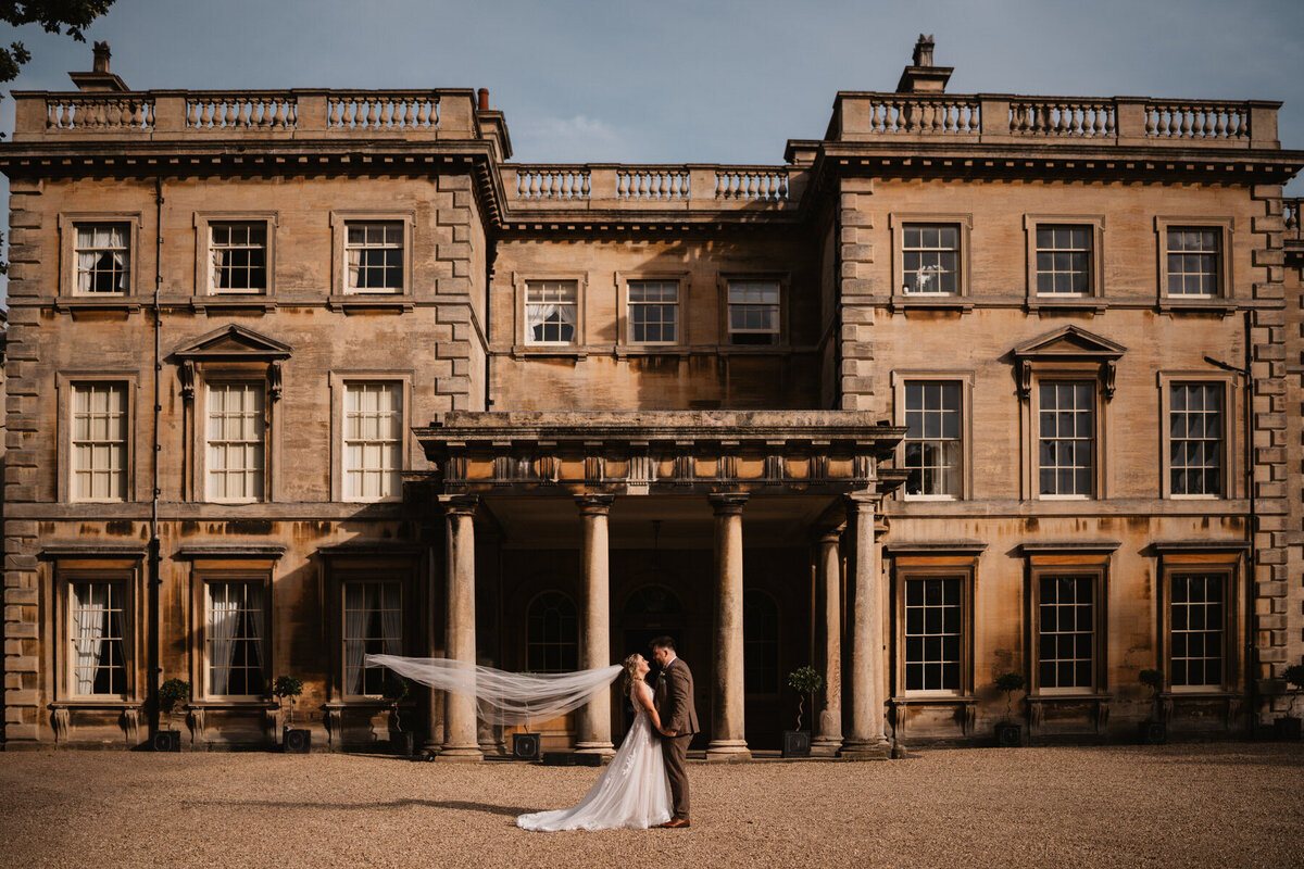 Wedding Photography in Prestwold Hall, Leicestershire_K+J-780-1