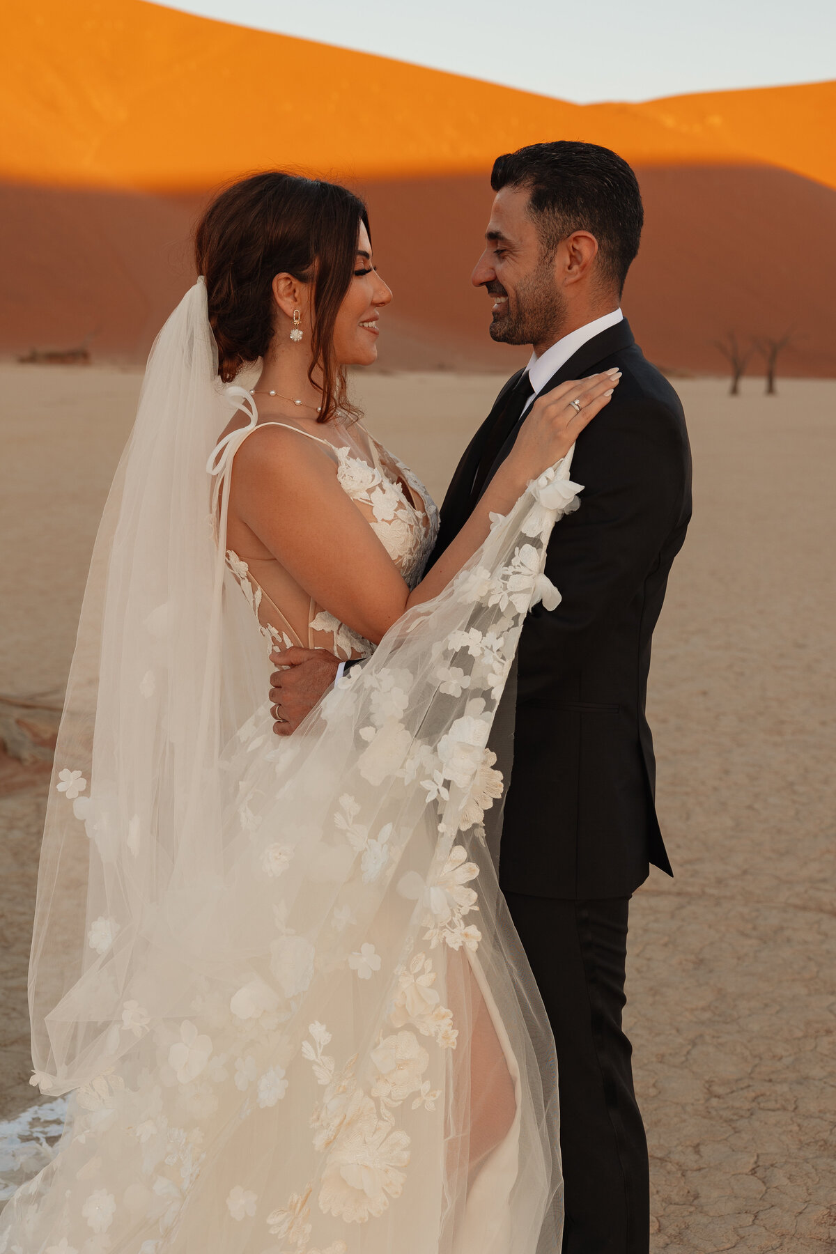 Zhila Ziad Nuri Elopement Wedding Sossusvlei Namibia Africa Heleen Photography-129